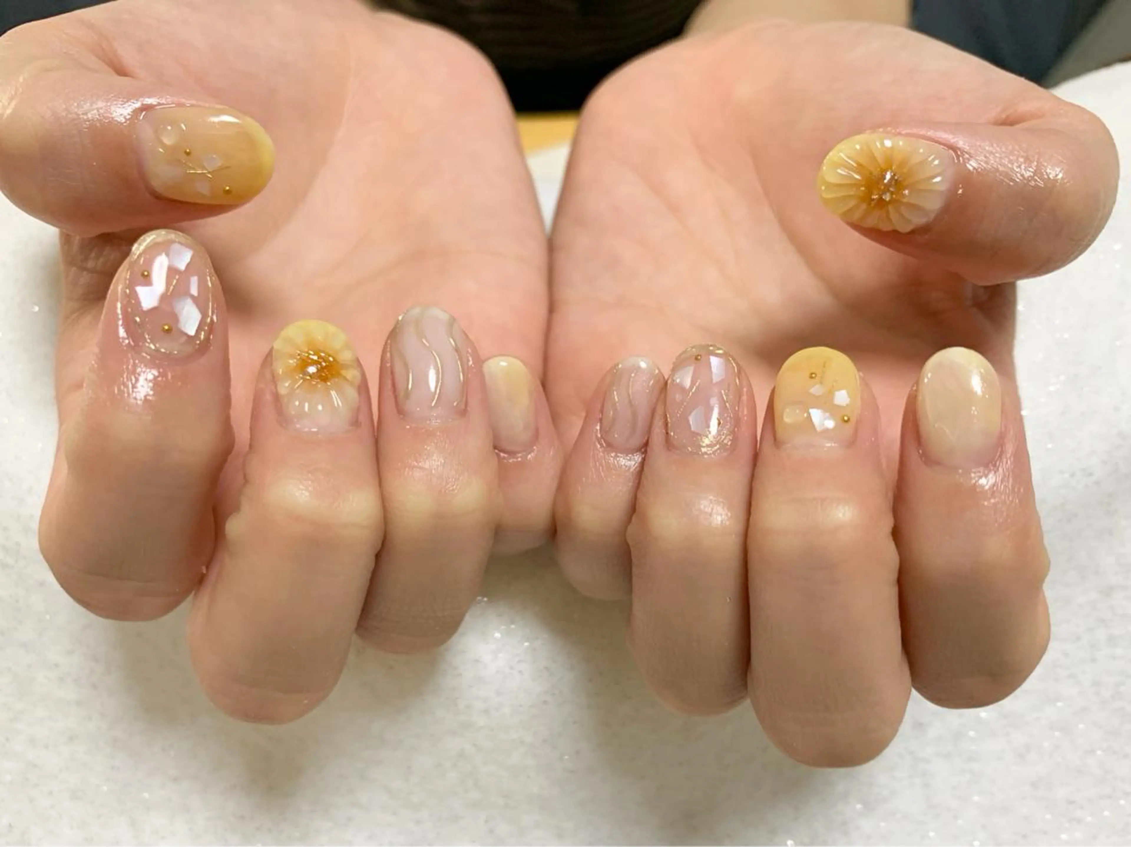 ネイル ハンドネイル 手塚 里奈のネイルデザイン