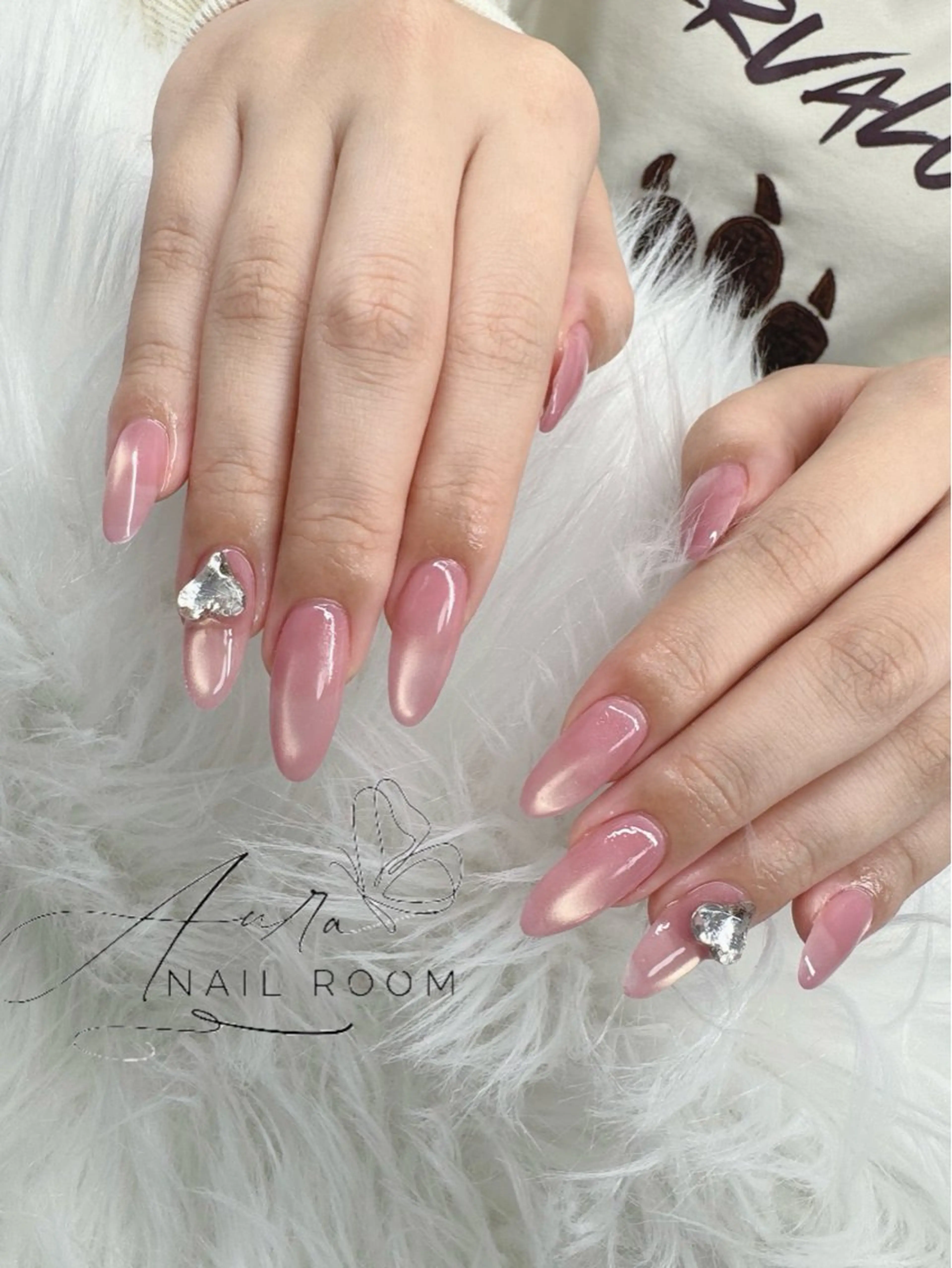 ネイル Aura nail room所属・Lu naのネイルデザイン