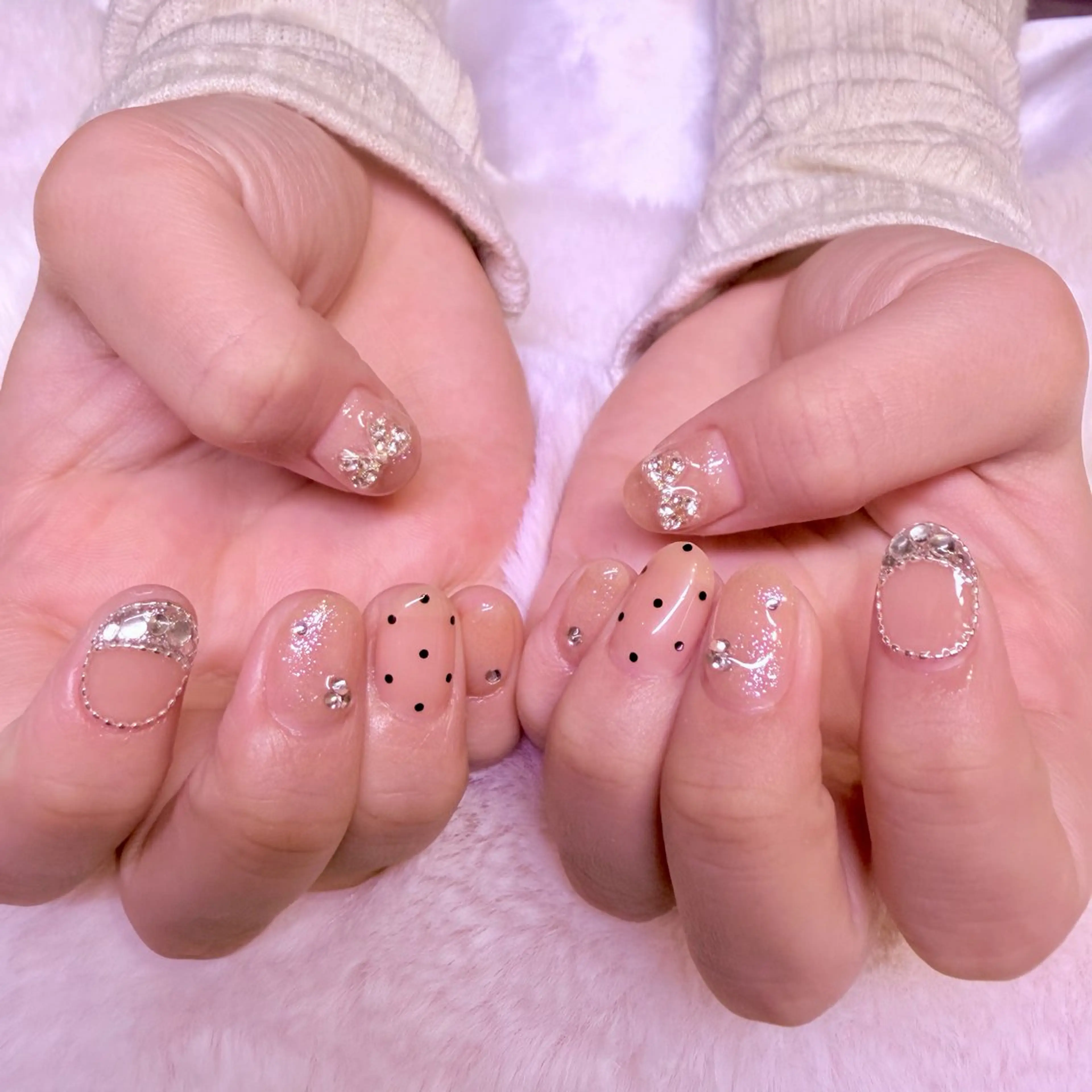 ネイル キラキラネイル ハンドネイル nail salon e'mu💐のネイルデザイン