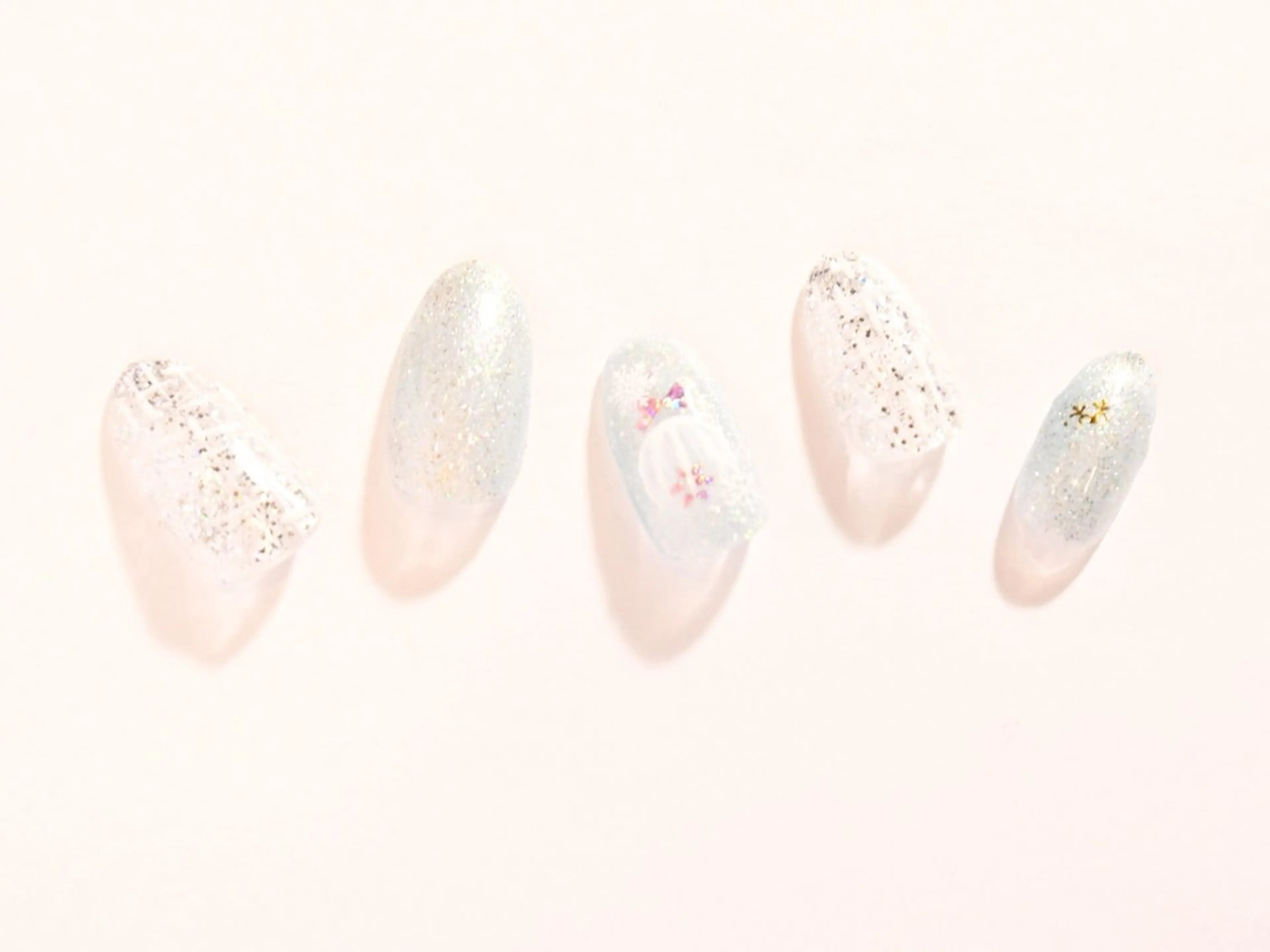 ネイル Tiary Nail Fのネイルデザイン