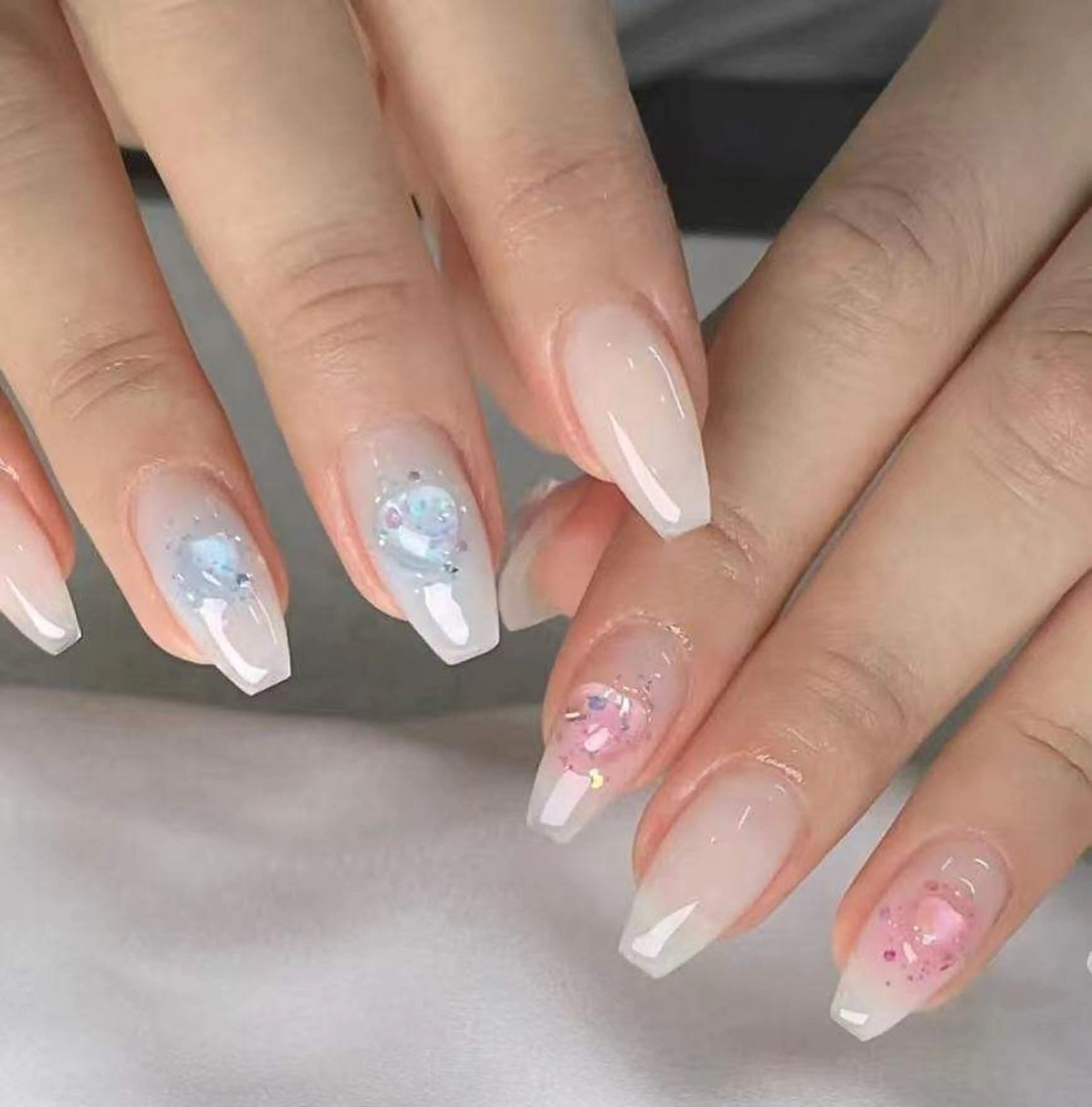 ネイル フラワーネイル フレンチネイル ジェルネイル ガラスフレンチ ハート ハンドネイル BabyYouMi ねねのネイルデザイン