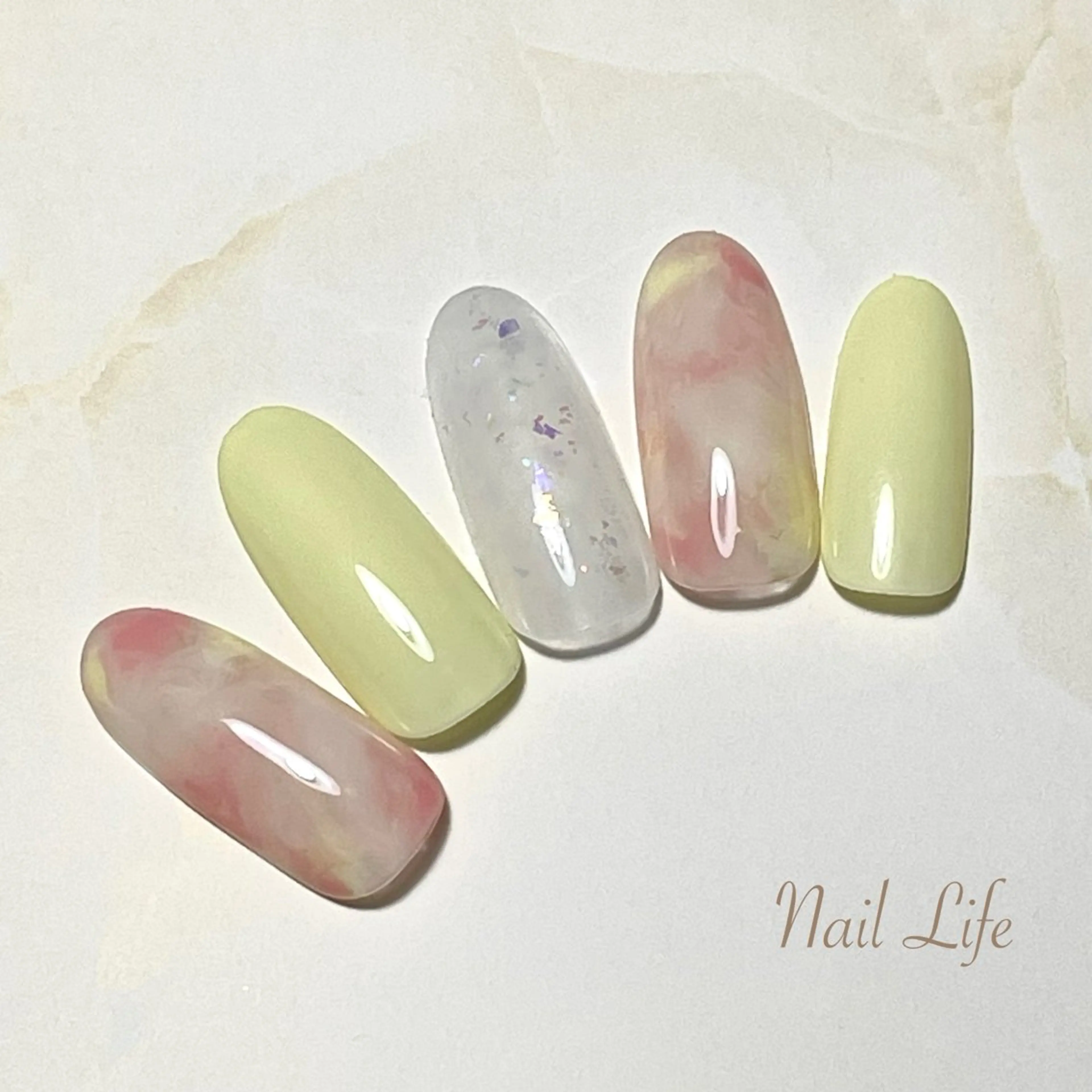 ネイル 大理石ネイル(マーブル) 春ネイル 大嶋 めぐみのネイルデザイン