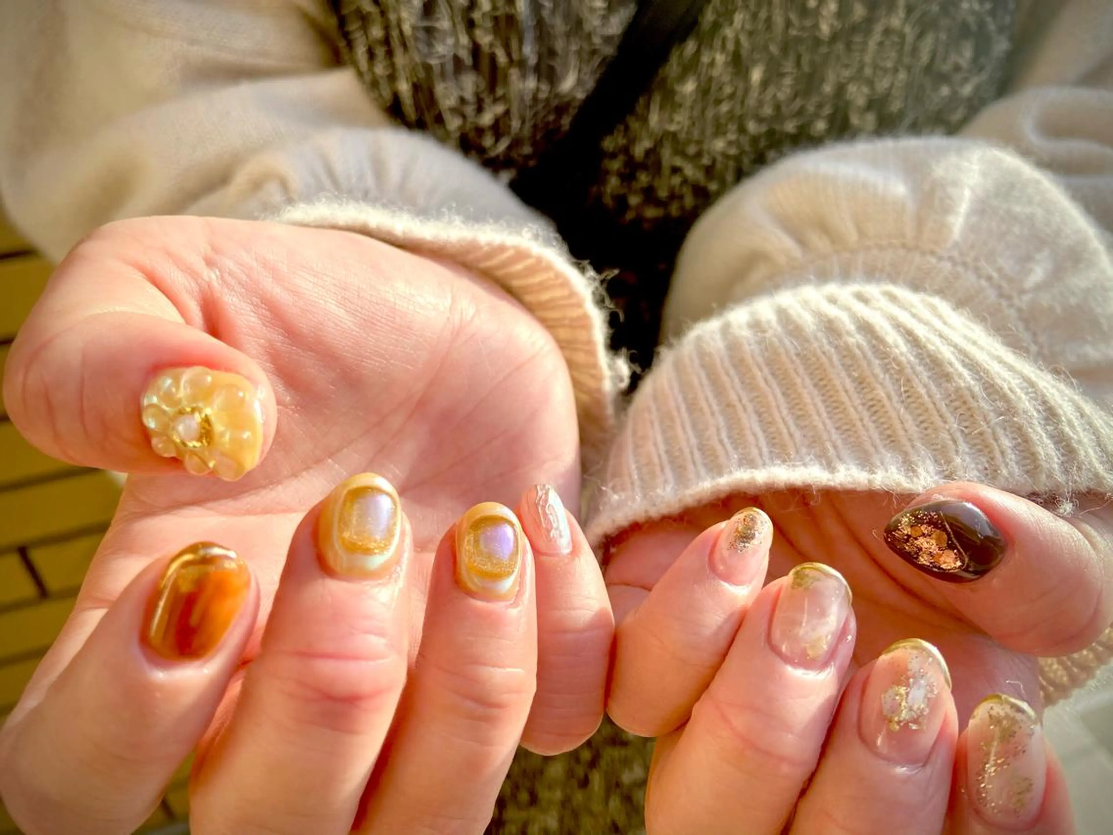 ネイル オーロラネイル カジュアル ジェルネイル ラメ(グリッター) マグネットネイル ハンドネイル MH Nailのネイルデザイン