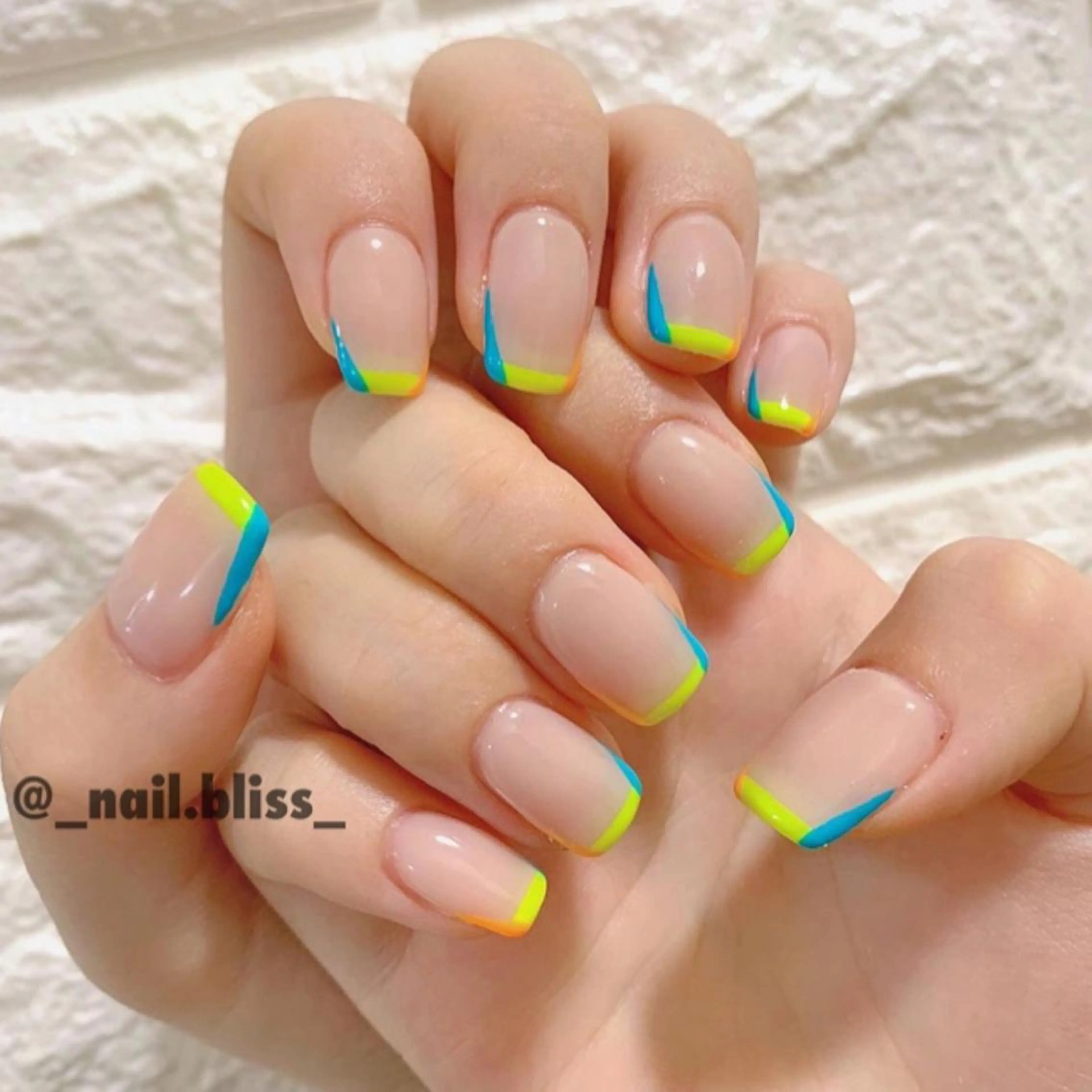 ネイル フレンチネイル NAIL BLISSのネイルデザイン