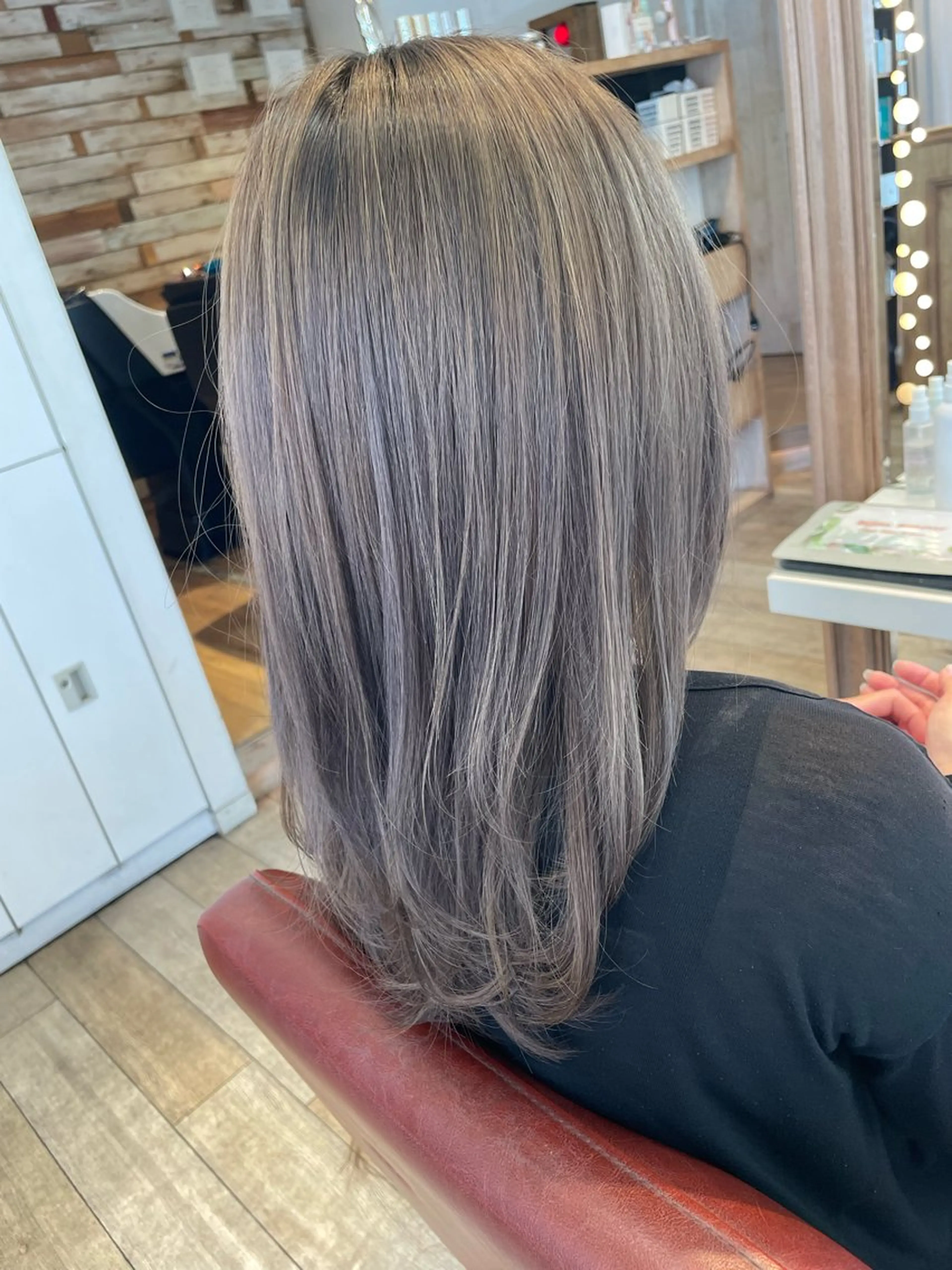 セミロング レイヤーカット ✨横須賀髪質改善✨️ 加藤 百音のヘアスタイル