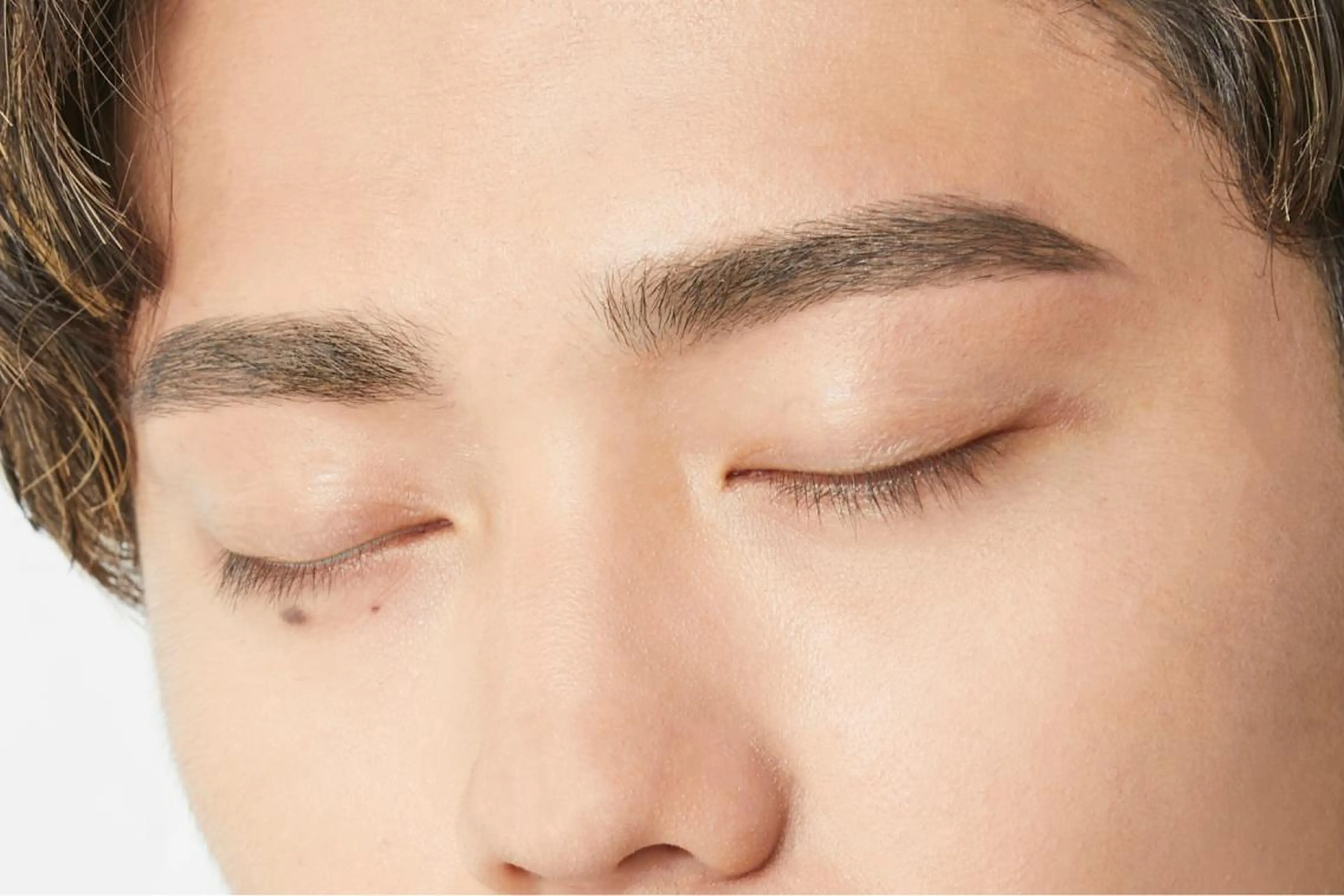 メンズ アイブロウ ブロウリスト nagaのマツエク・マツパデザイン