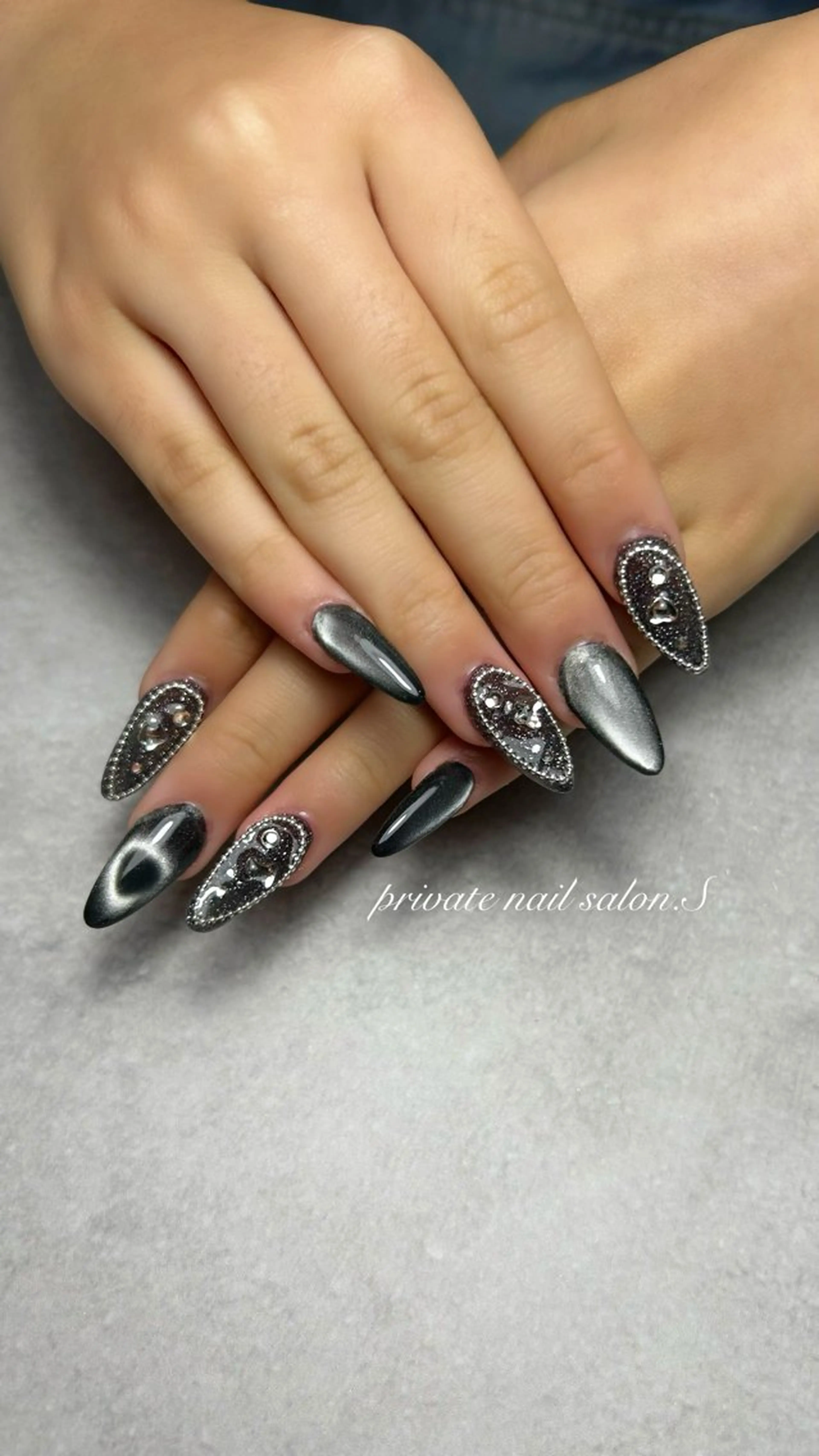 ネイル ジェルネイル ハート 韓国ネイル 持ち込み スカルプネイル 関山 志乃のネイルデザイン