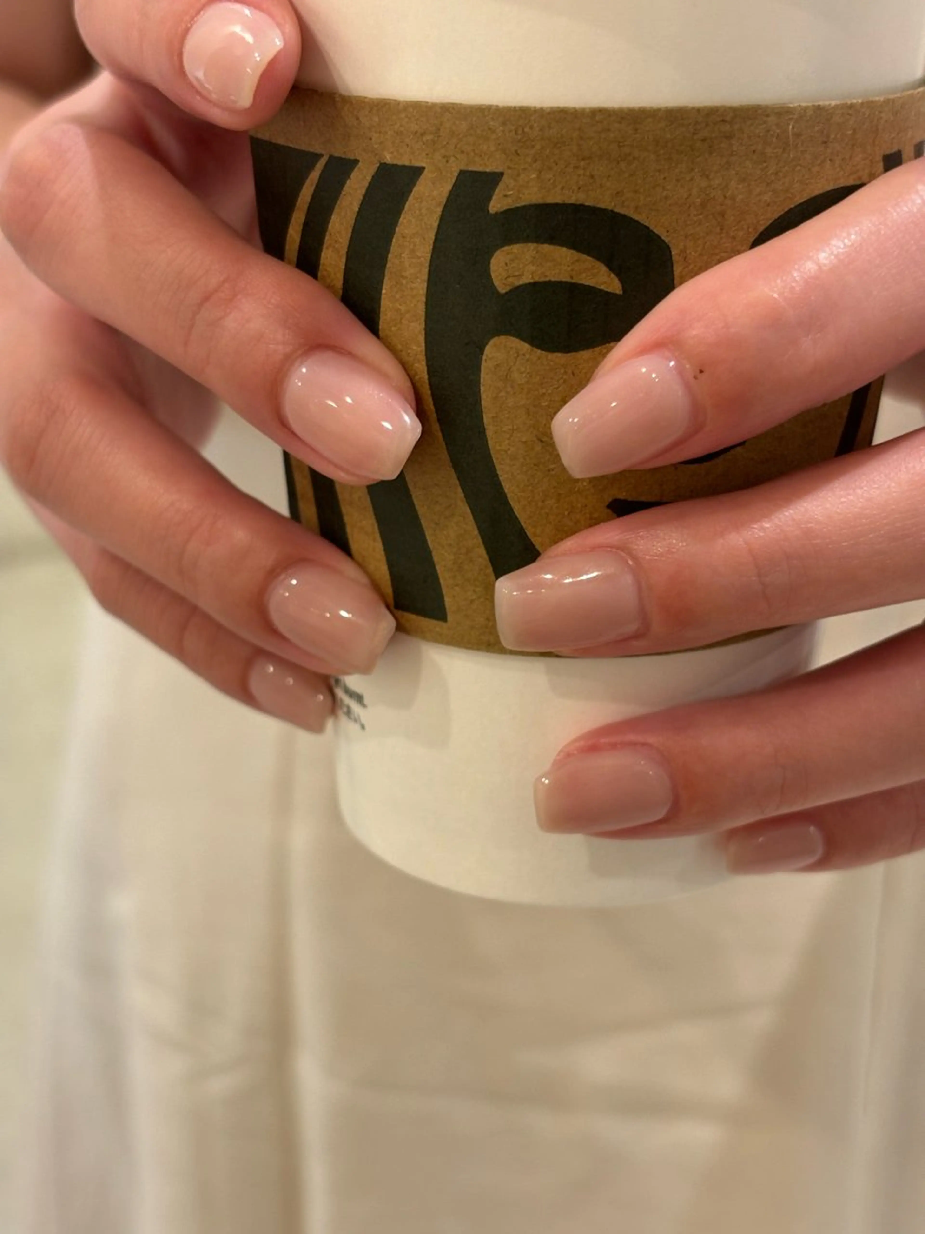 ネイル オフィスネイル シンプルネイル ハンドネイル Ann. nail.tokyo所属・Ann nailのネイルデザイン