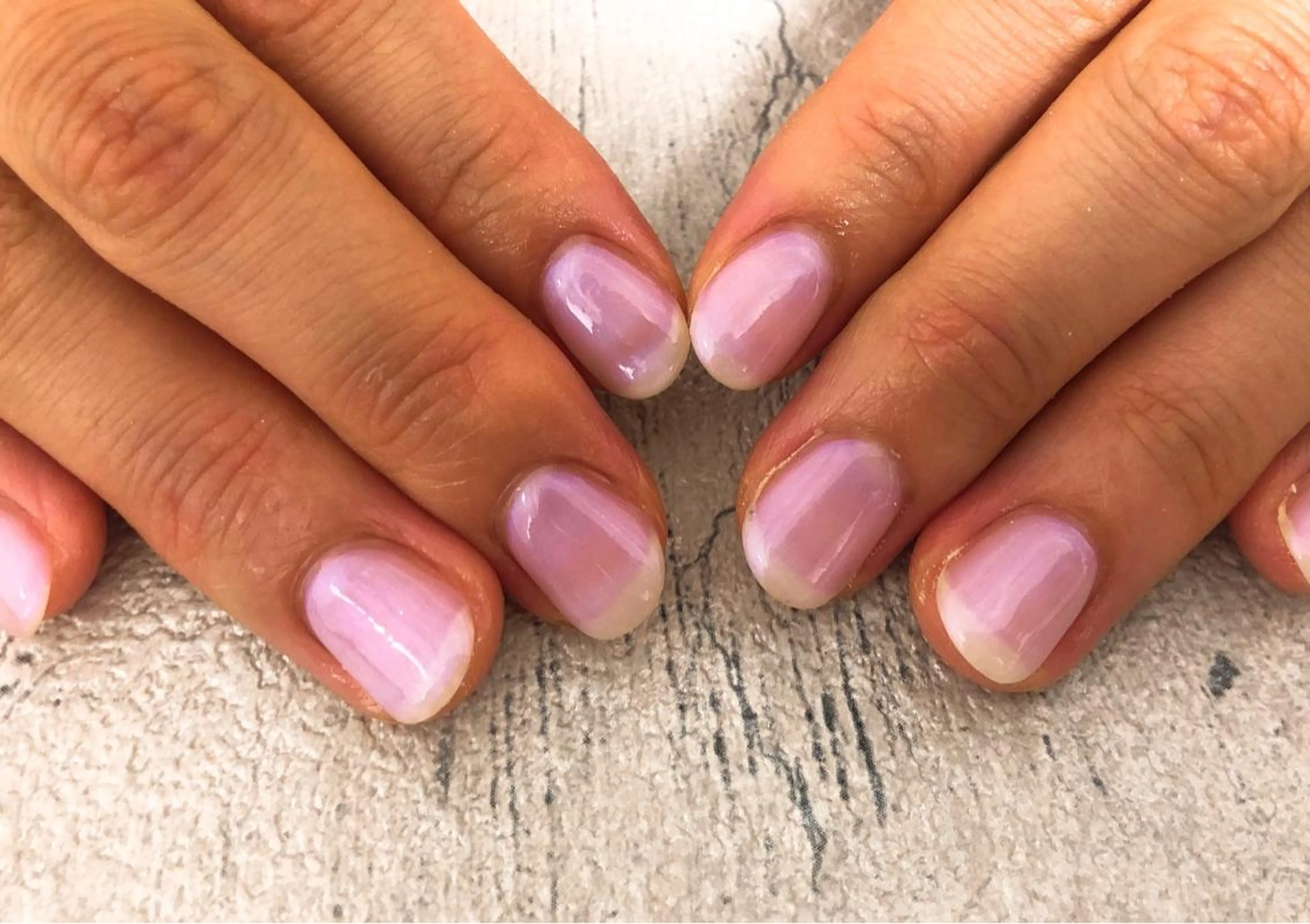 ネイル オーロラネイル ホワイト ハンドネイル Mogu nail 二子玉川のネイルデザイン