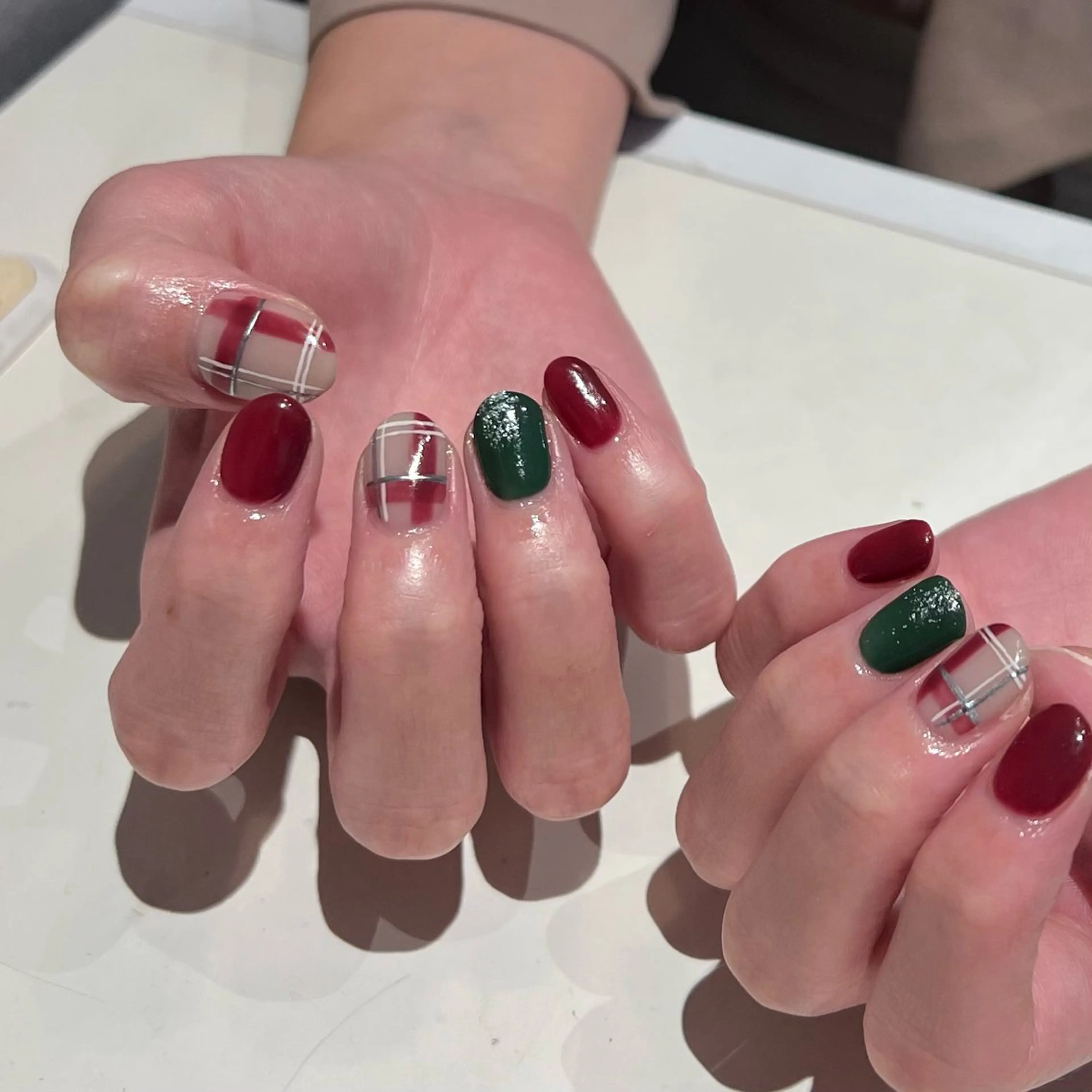 ネイル 高橋 麻里子のネイルデザイン