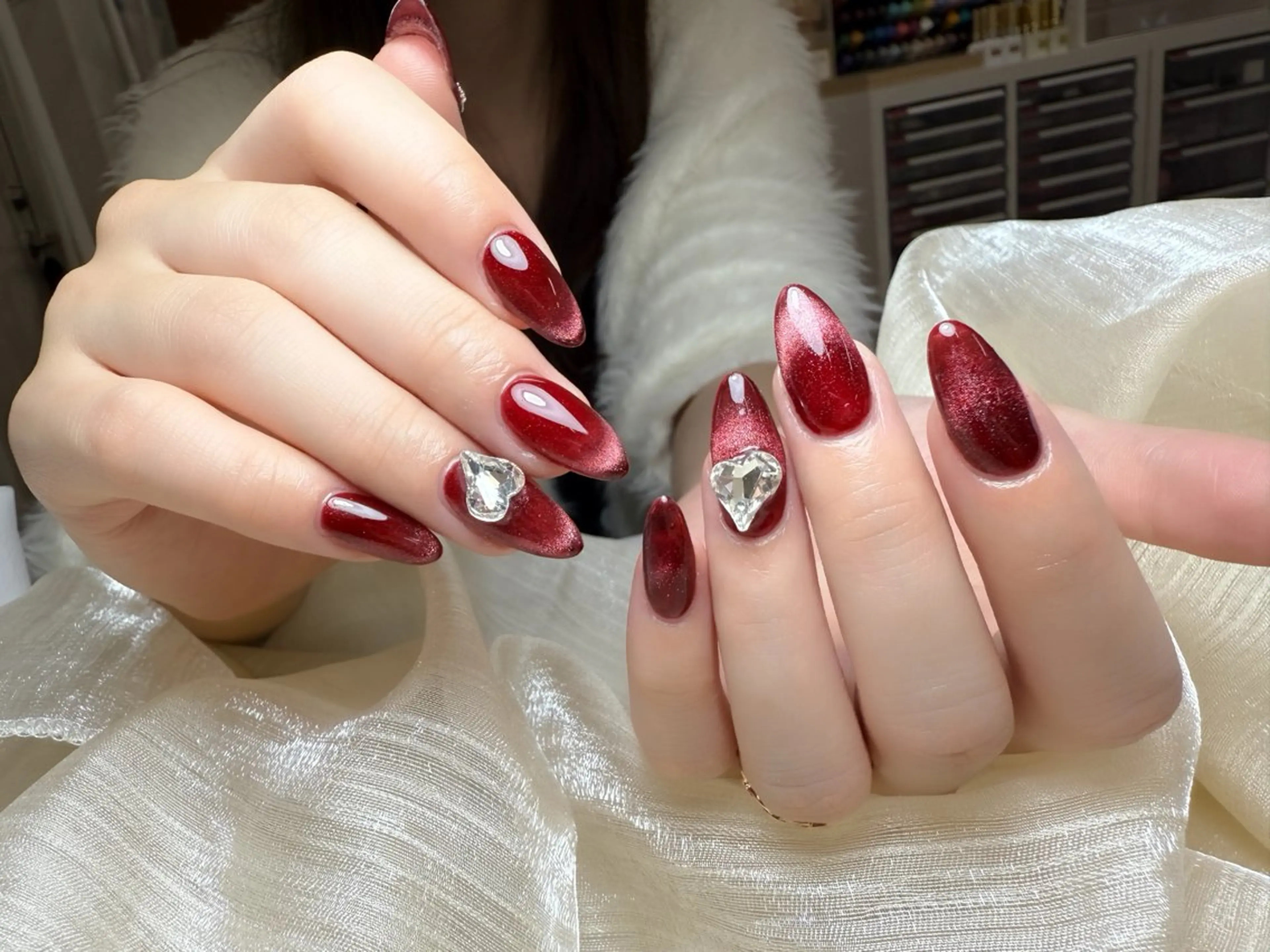 ネイル オーロラネイル ブルー チークネイル フットネイル フレンチネイル HANA.NAILS所属・HANA.NAILS 自宅サロンのネイルデザイン