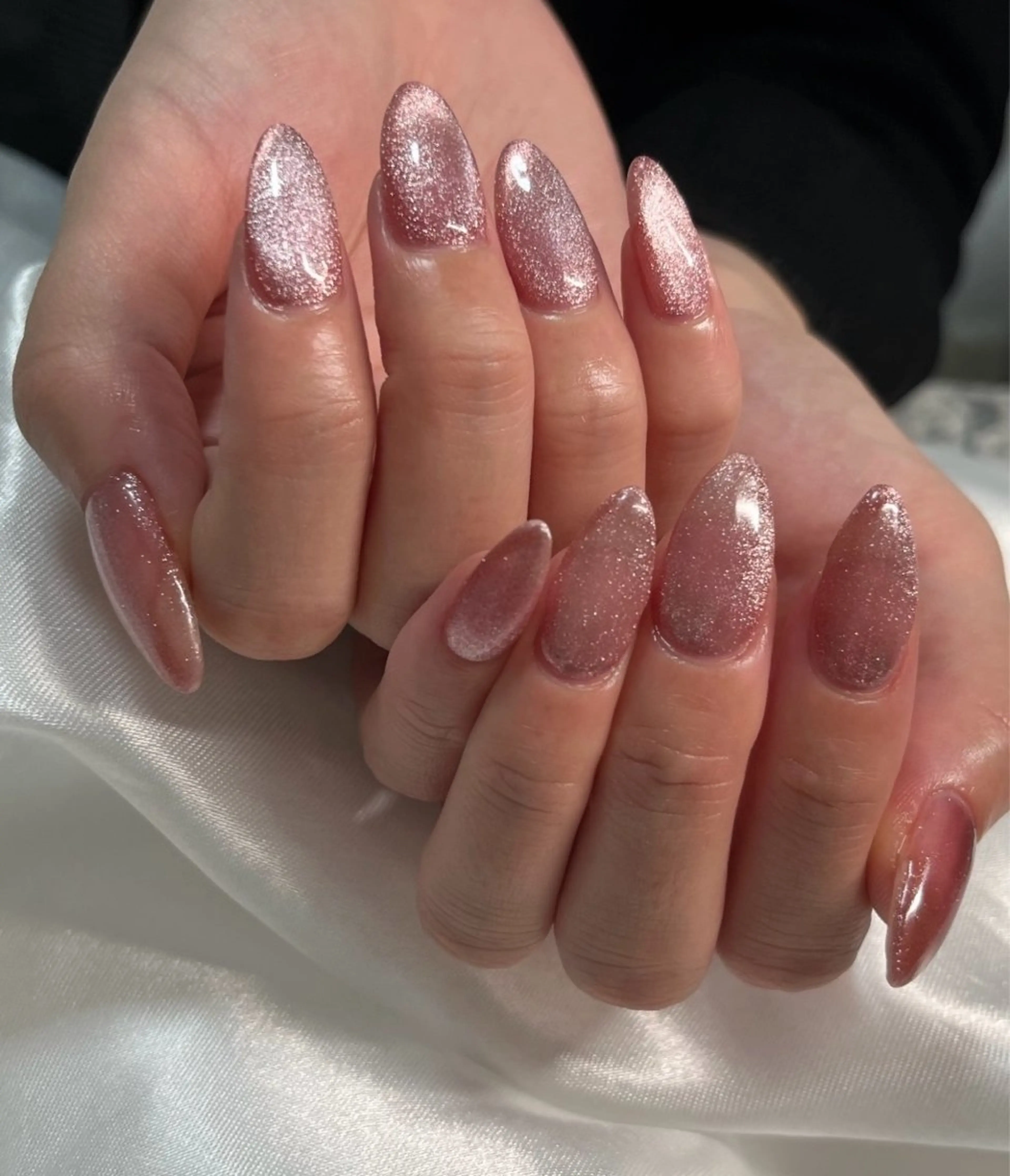 モデル様限定価格　マグネットネイルの写真