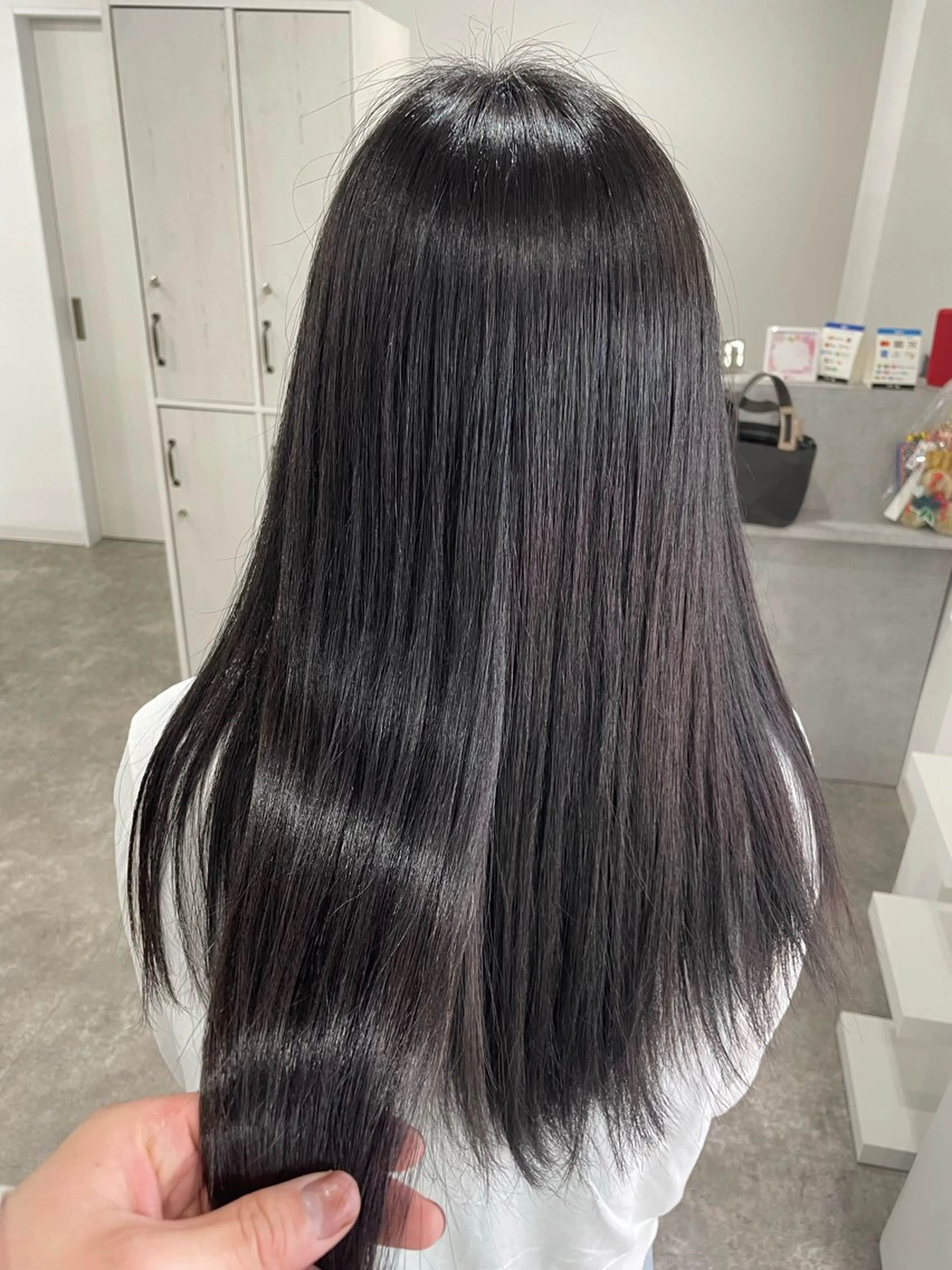 ロング 縮毛矯正 WITH所属・WITH 新町 店長 masaのヘアスタイル