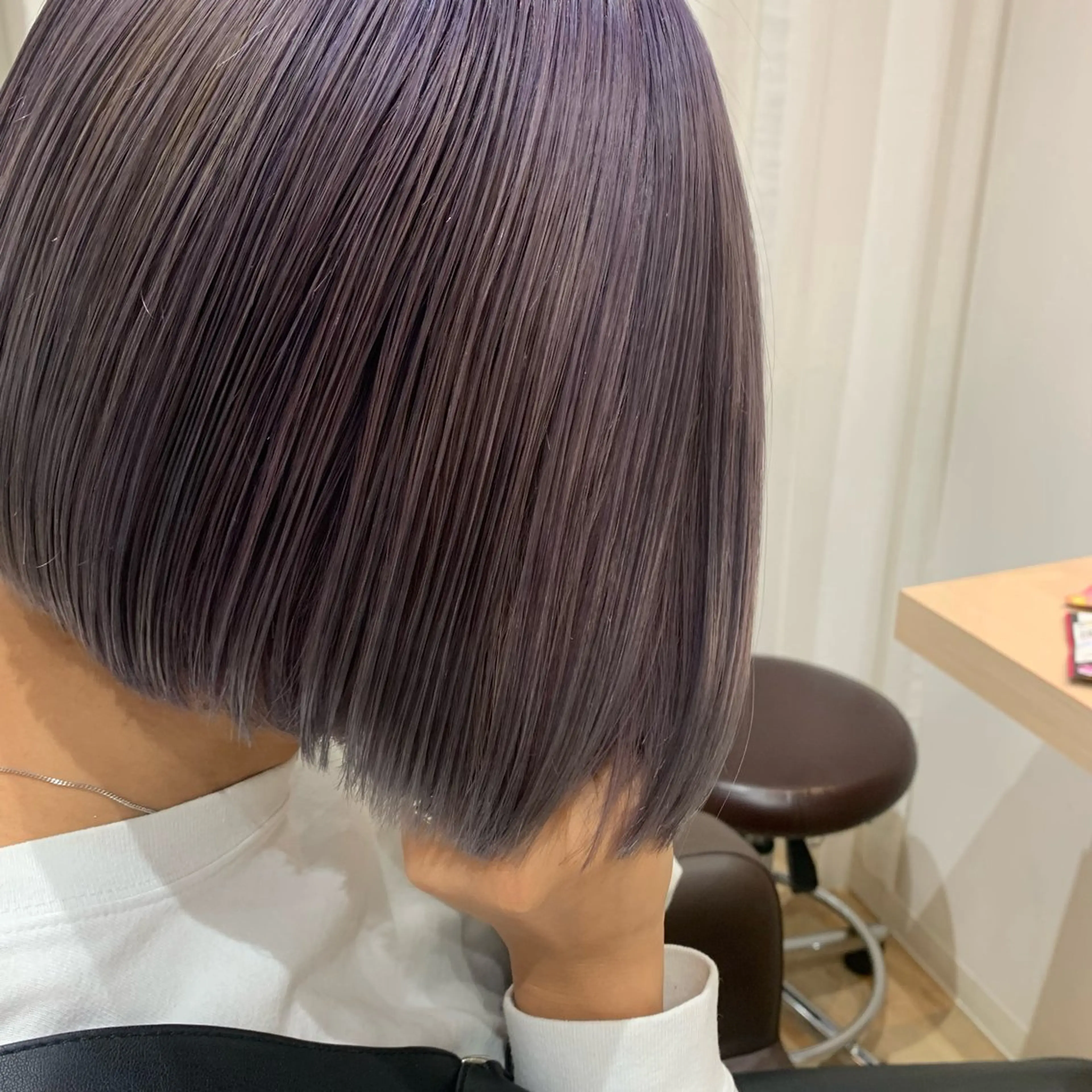 ショート カラー ヘアカラー トリートメント AVANCE.なかもず所属・砂野 真璃奈のヘアスタイル