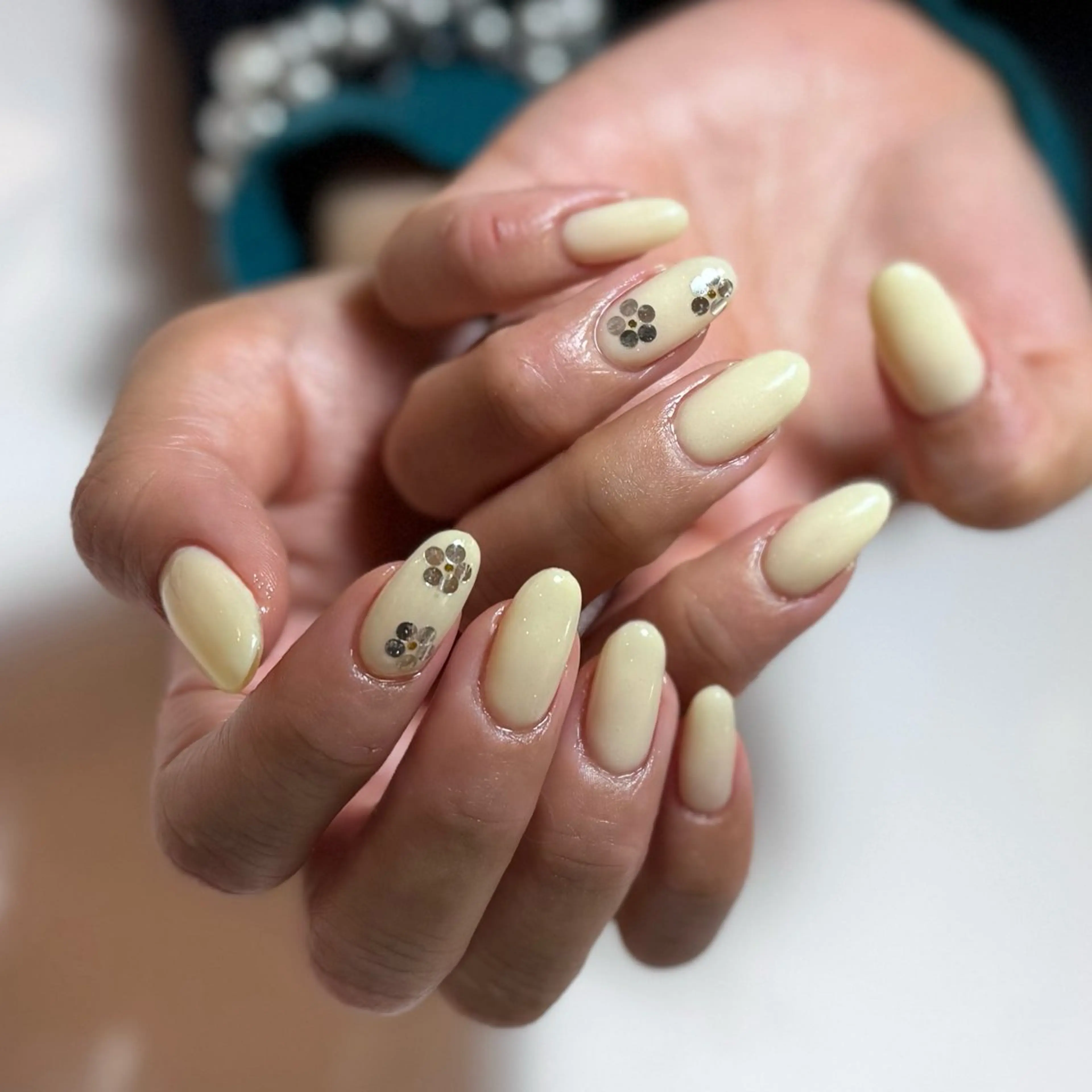 ミディアム イエローカラー NAIL&EYELASH MANIST所属・ネイルサロン マニストのネイルデザイン