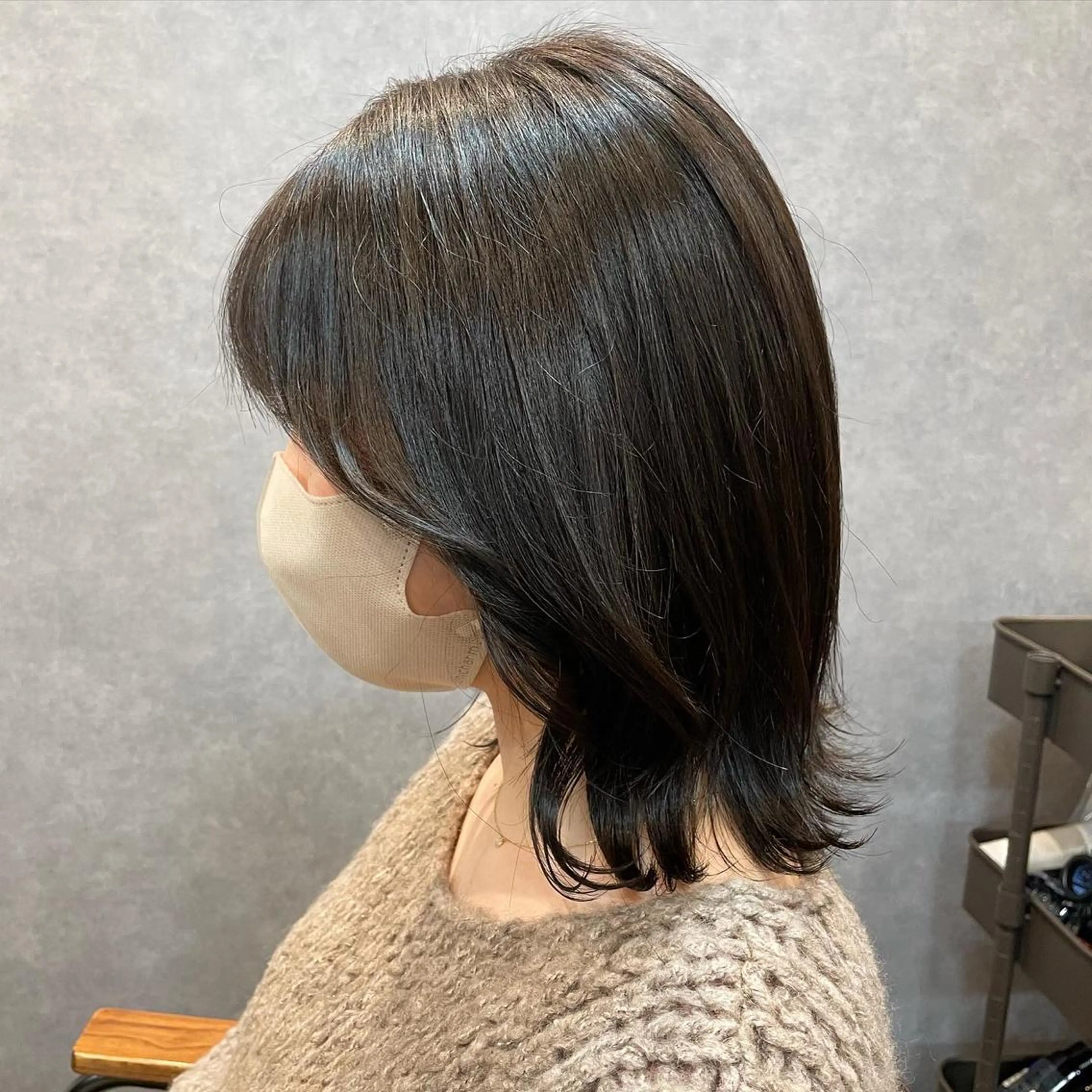 ミディアム カラー 透明感カラー グレージュ くびれヘア 外ハネヘア カット ヘアカラー トリートメント ツヤ美髪💐 髪質改善/高山愛来のヘアスタイル