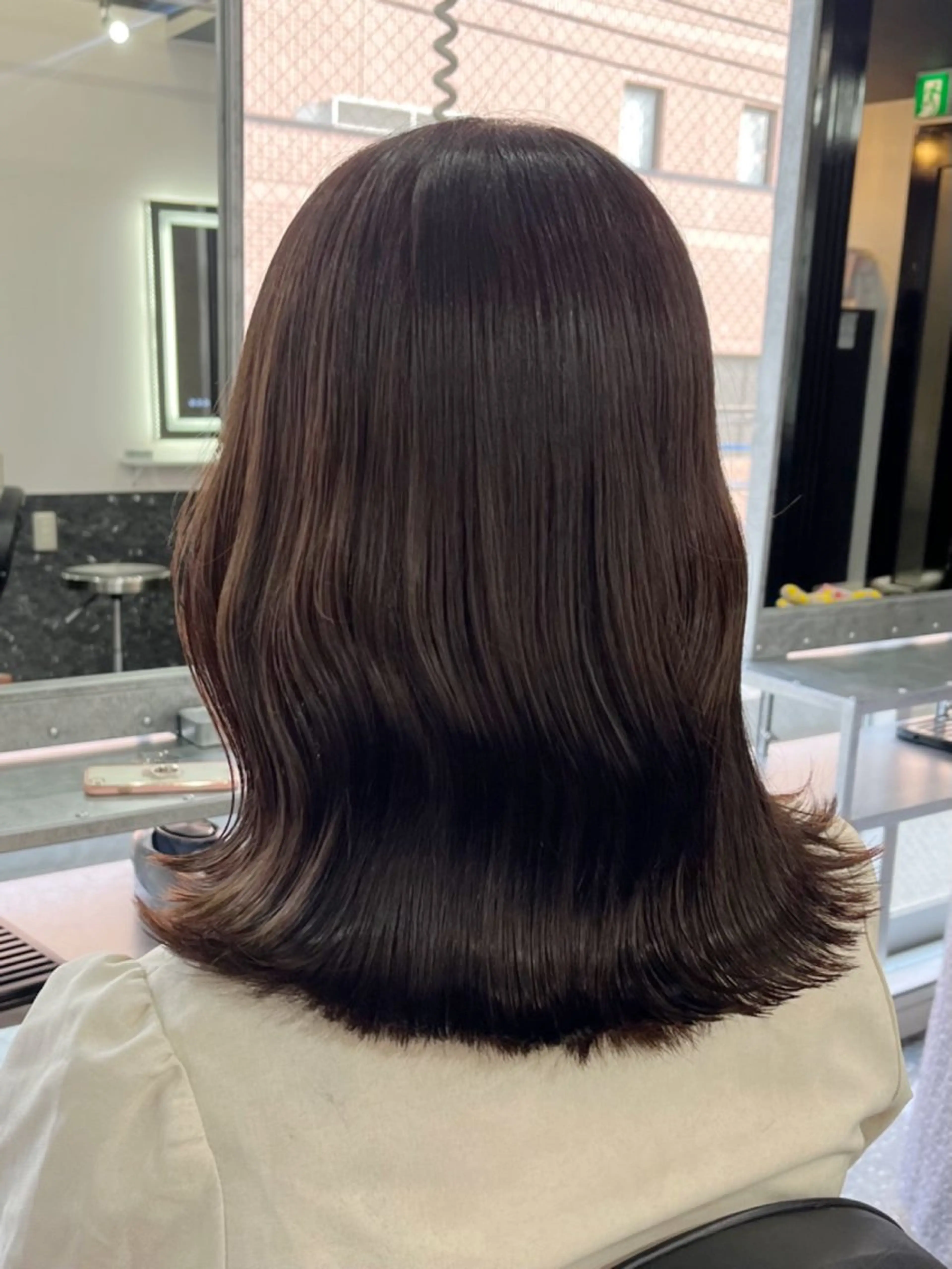 ミディアム カット ヘアカラー トリートメント レイヤー/髪質改善 /艶カラー/SAKIのヘアスタイル