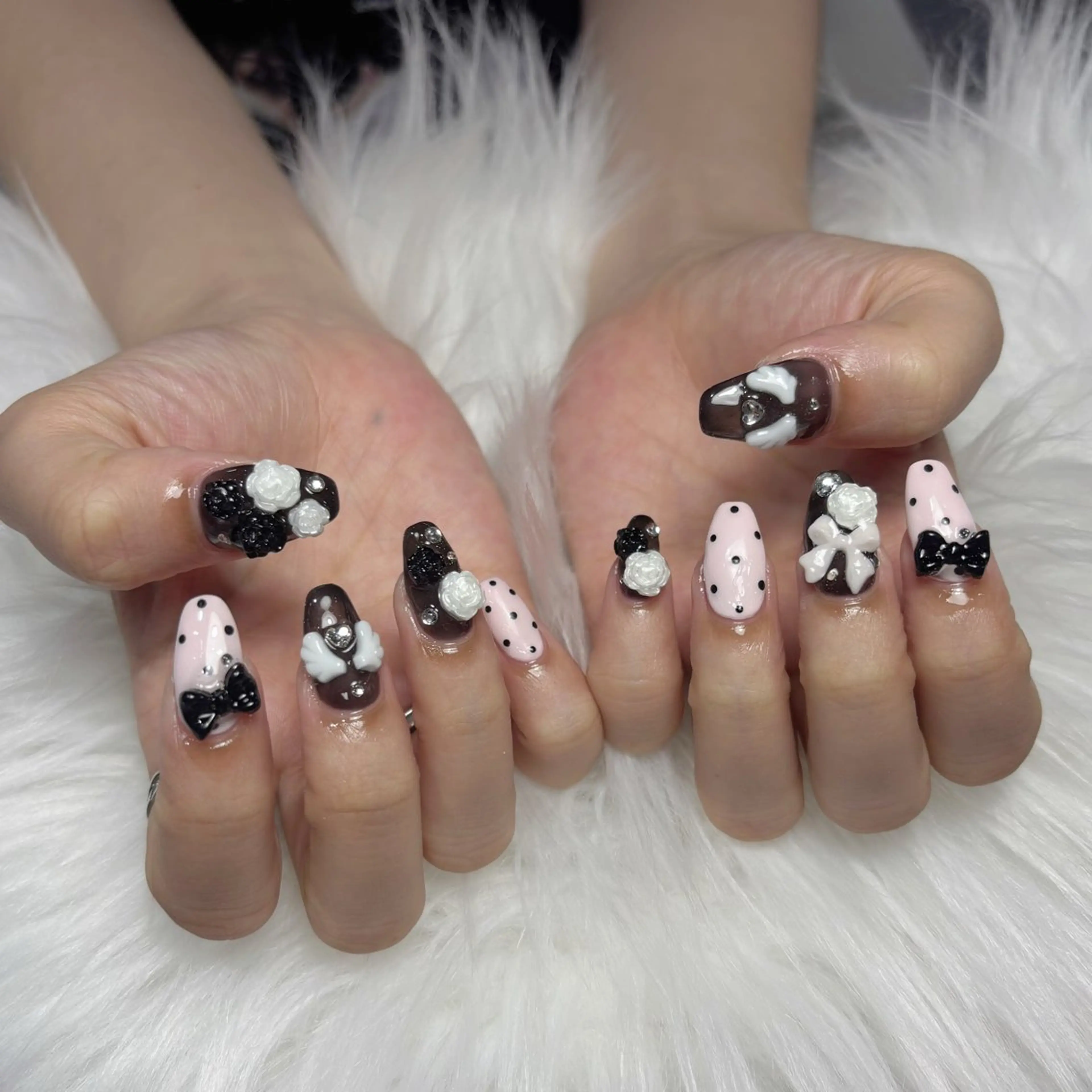 🦋持ち込みデザイン120分・無制限パーツ付け放題🦄　オフ込み🦕の写真