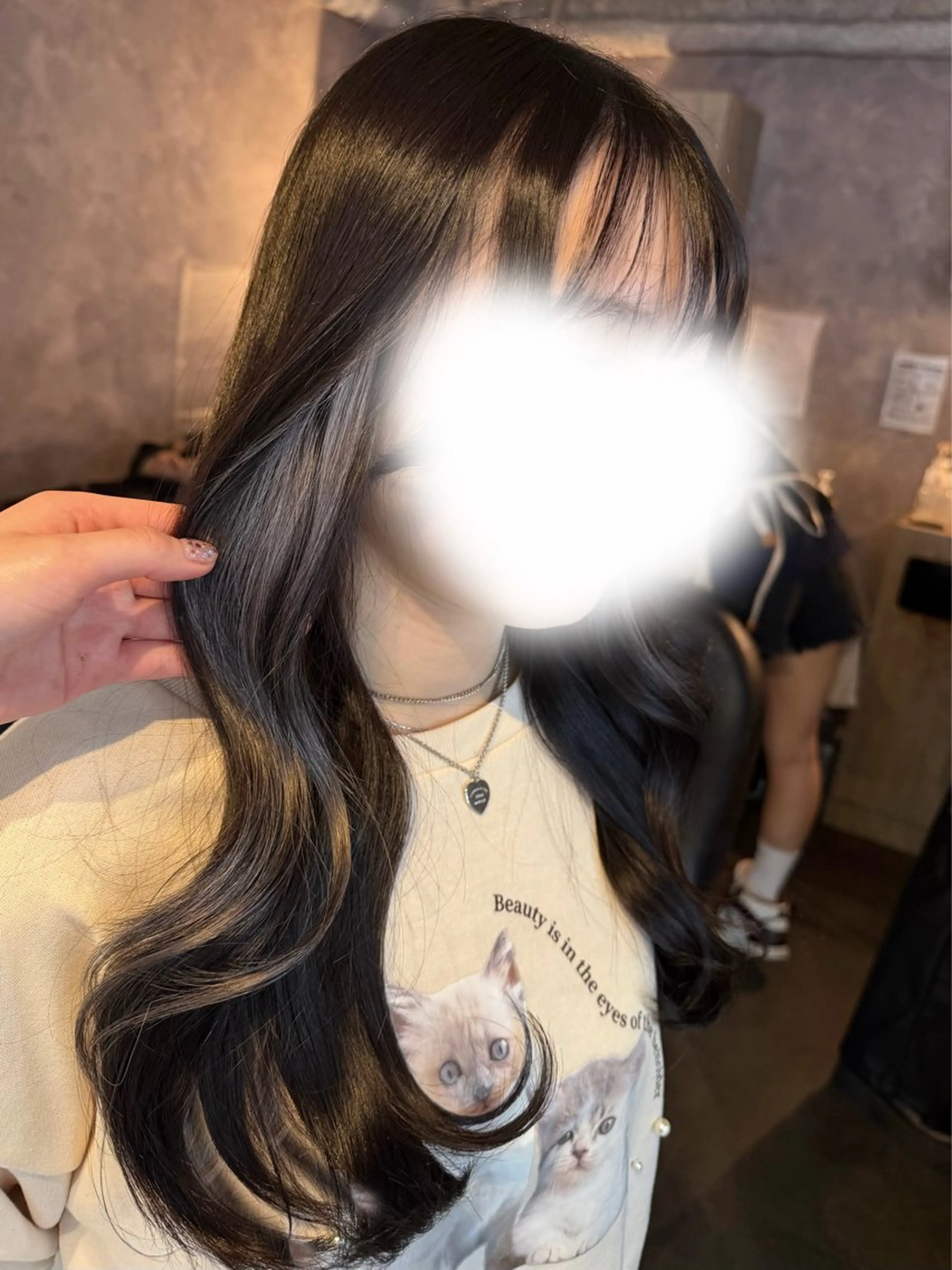 ロング カラー イヤリングカラー グレージュ ヘアカラー エクステ 🏹あみ🏹艶髪 /オリーブカラー‪のヘアスタイル