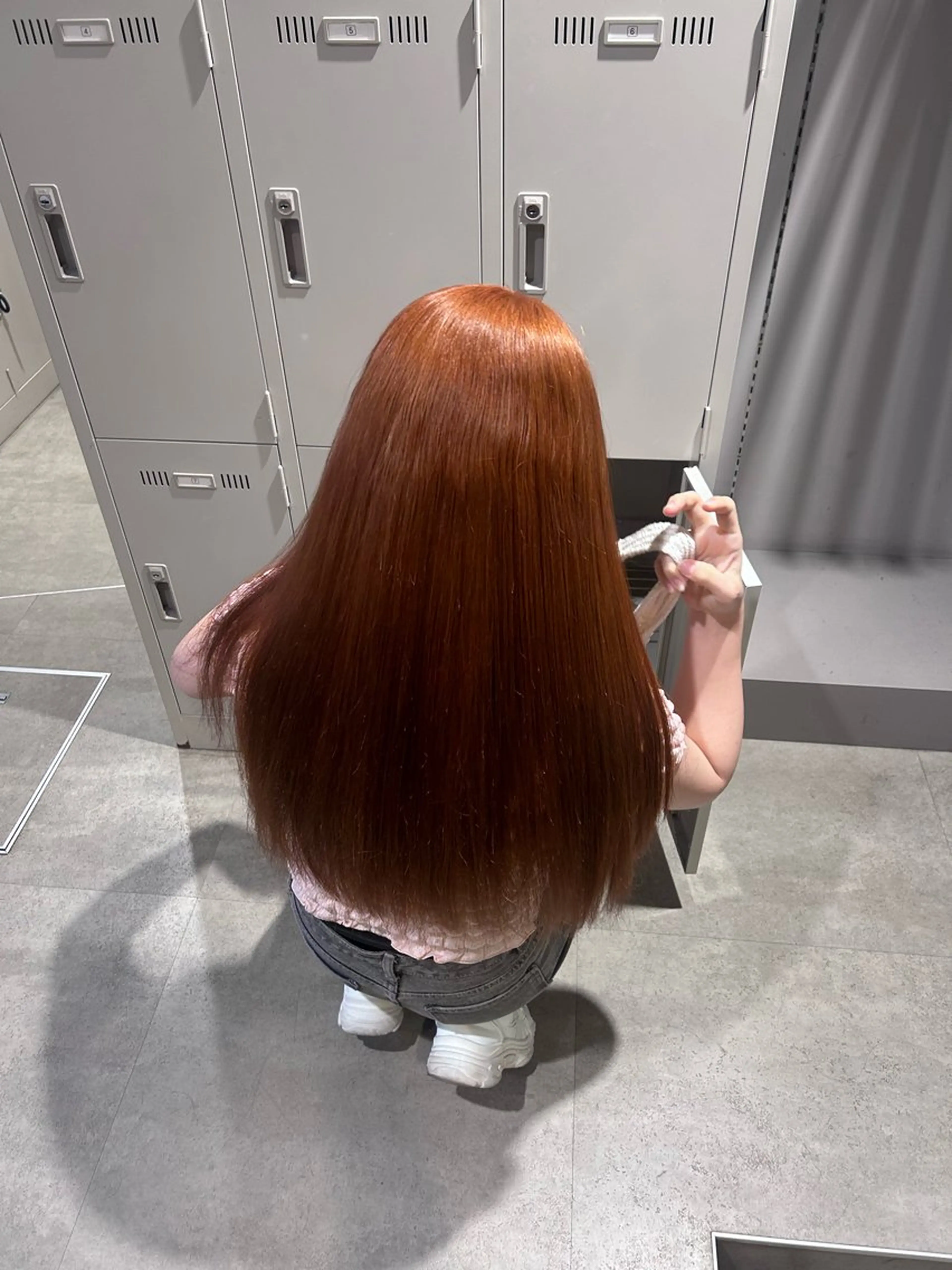 カラー ヘアカラー トリートメント 透明感ベージュ🤎 ナチュラルレイヤーのヘアスタイル