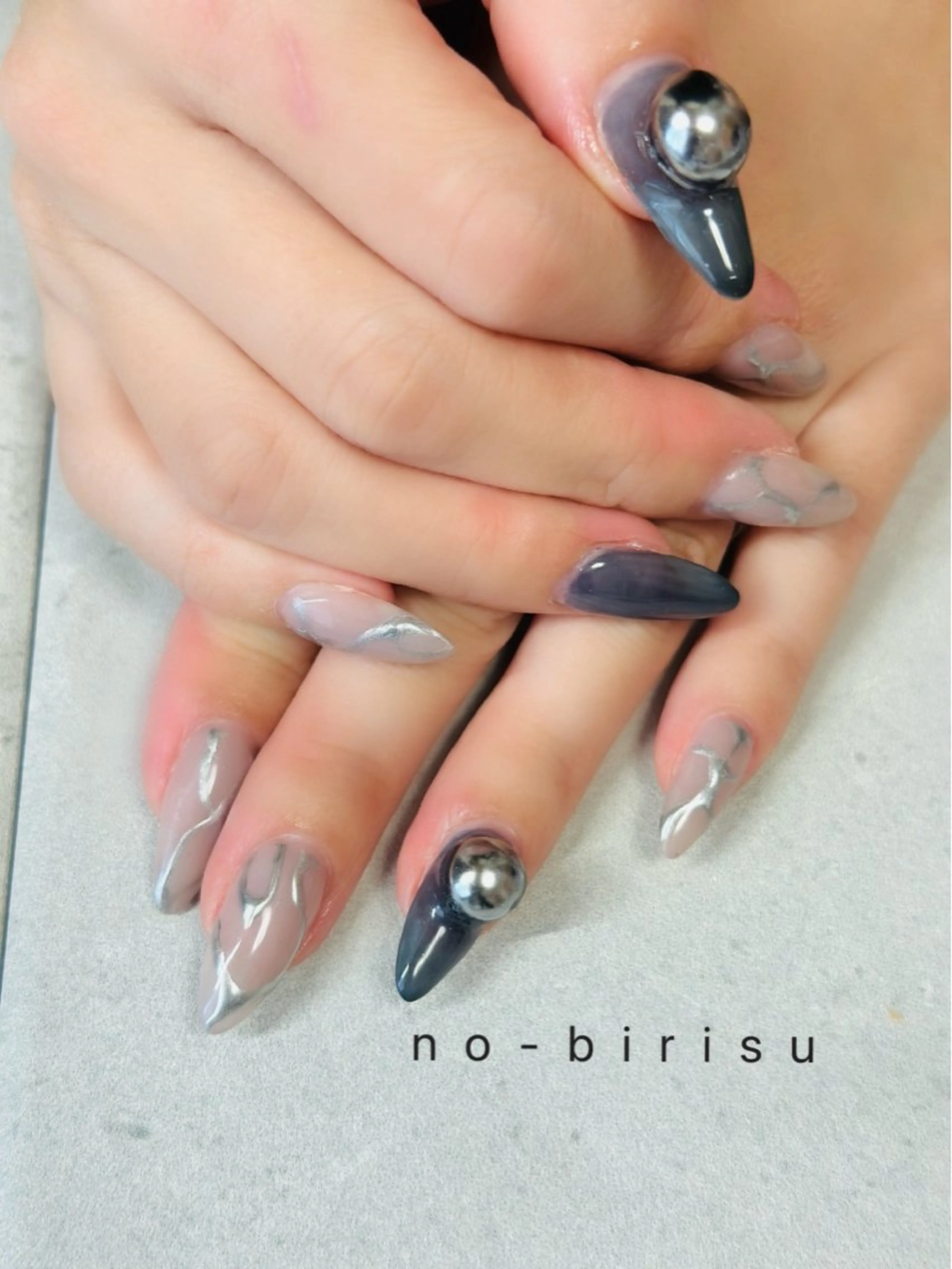 ネイル ハンドネイル no-birisu nailのネイルデザイン