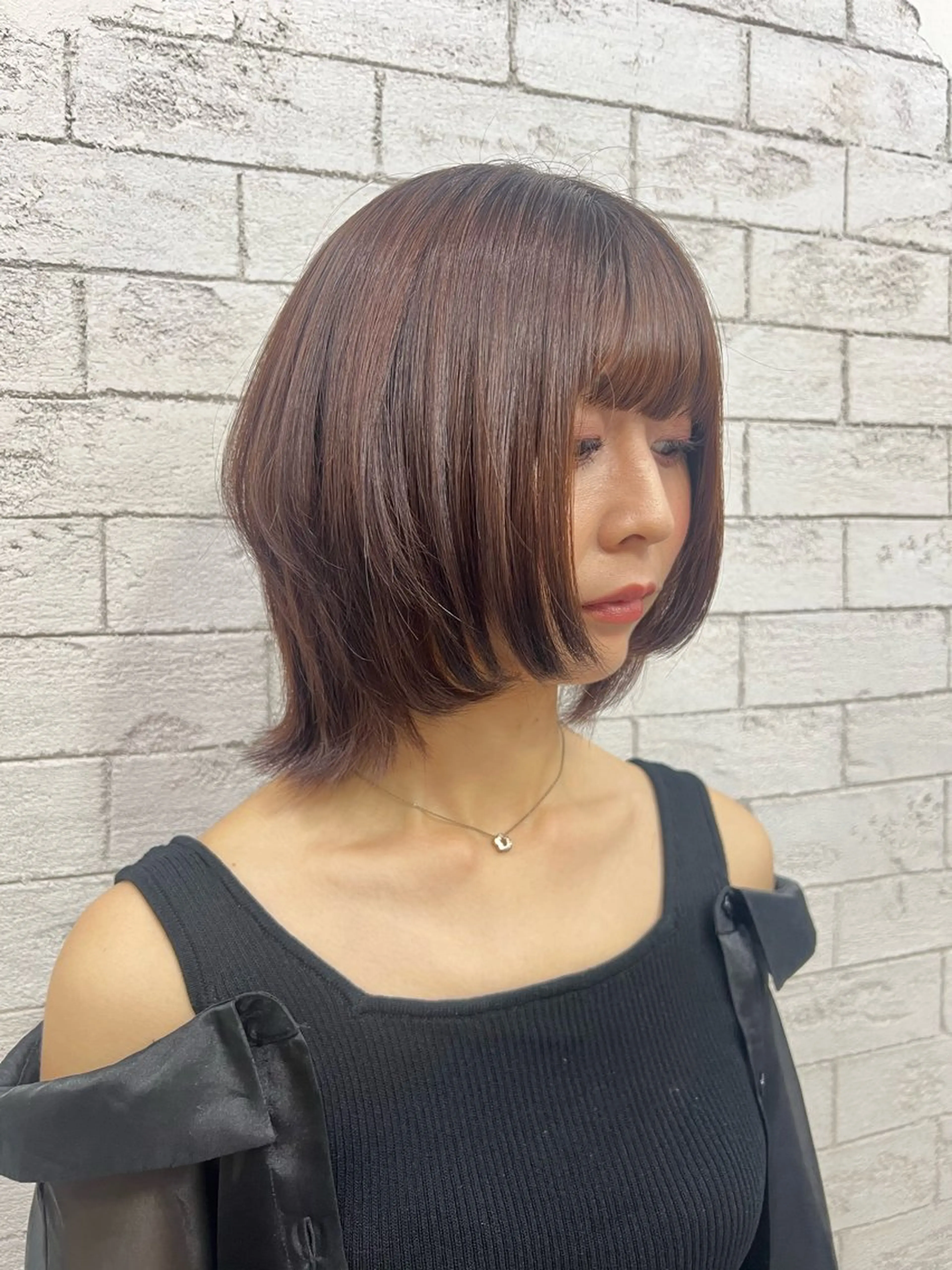 ショート ショートボブ ショートレイヤー ボブ レイヤーカット ショートヘア ブリーチカラー 🤎〰️Yuunaのヘアスタイル