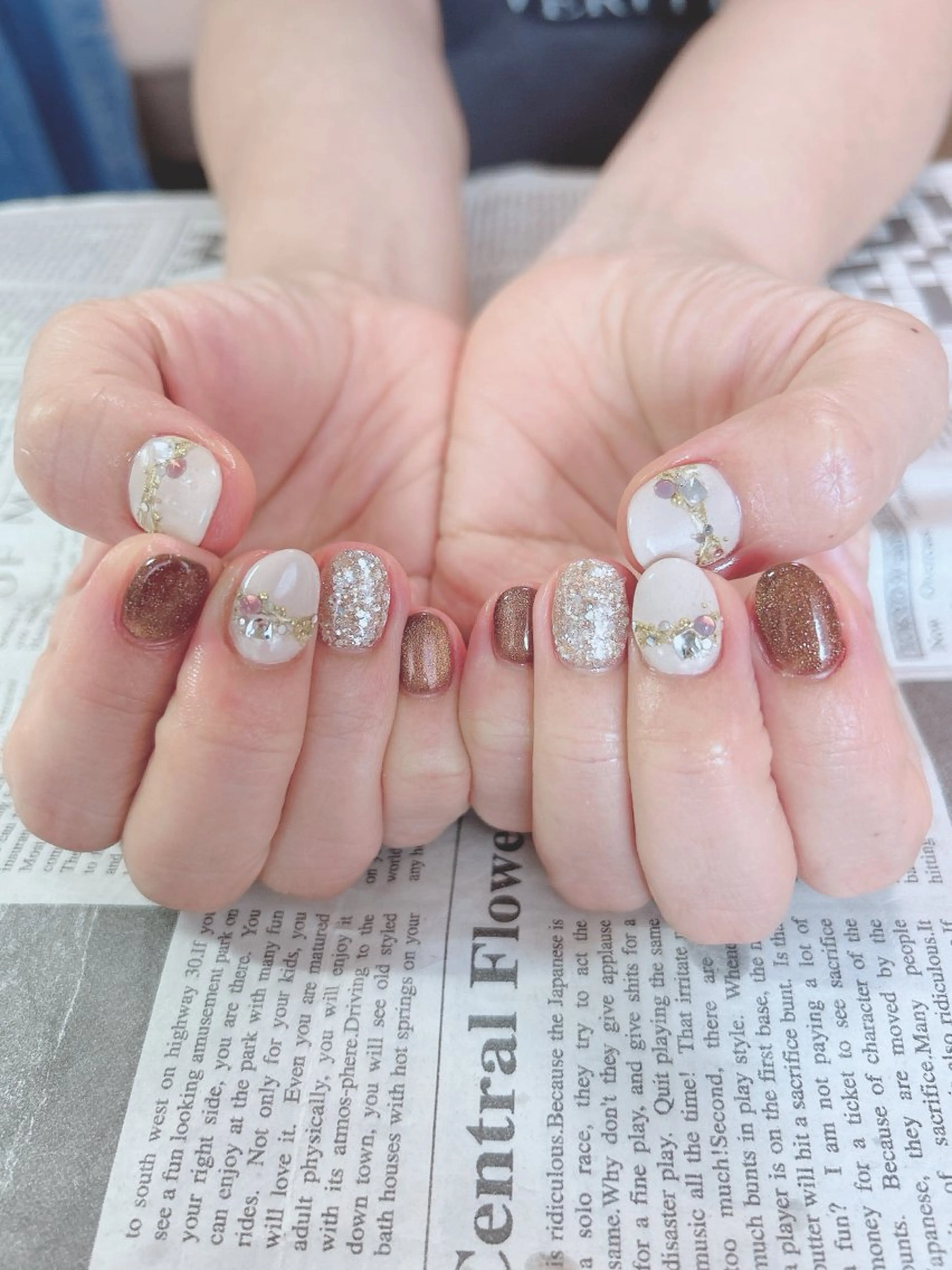 ネイル ハンドネイル ハンドケア 森山 舞のネイルデザイン