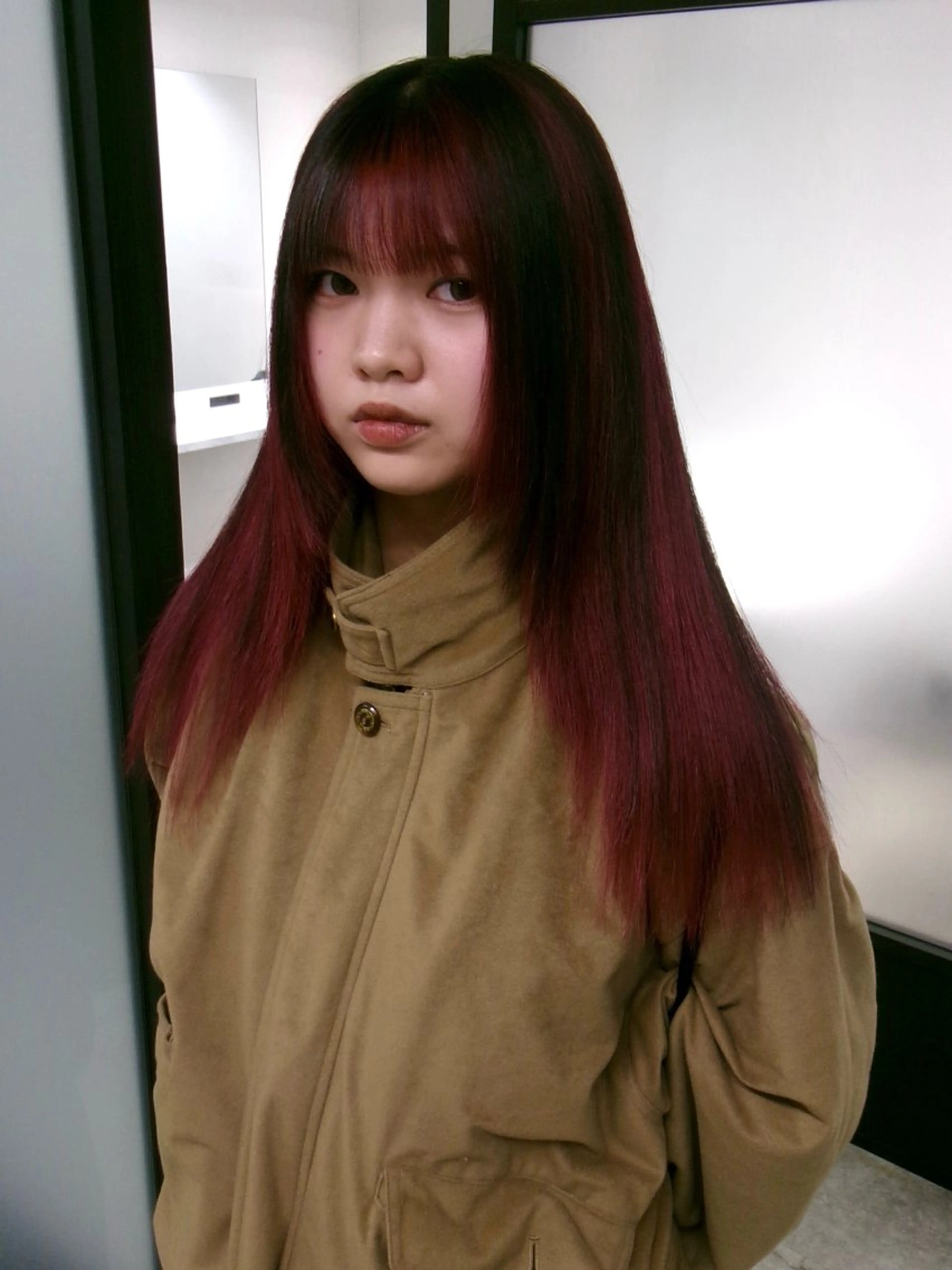 セミロング カット ヘアカラー トリートメント MIMI🌻໋᳝݊ 個性派カラー⑅ ⸝꙳のヘアスタイル