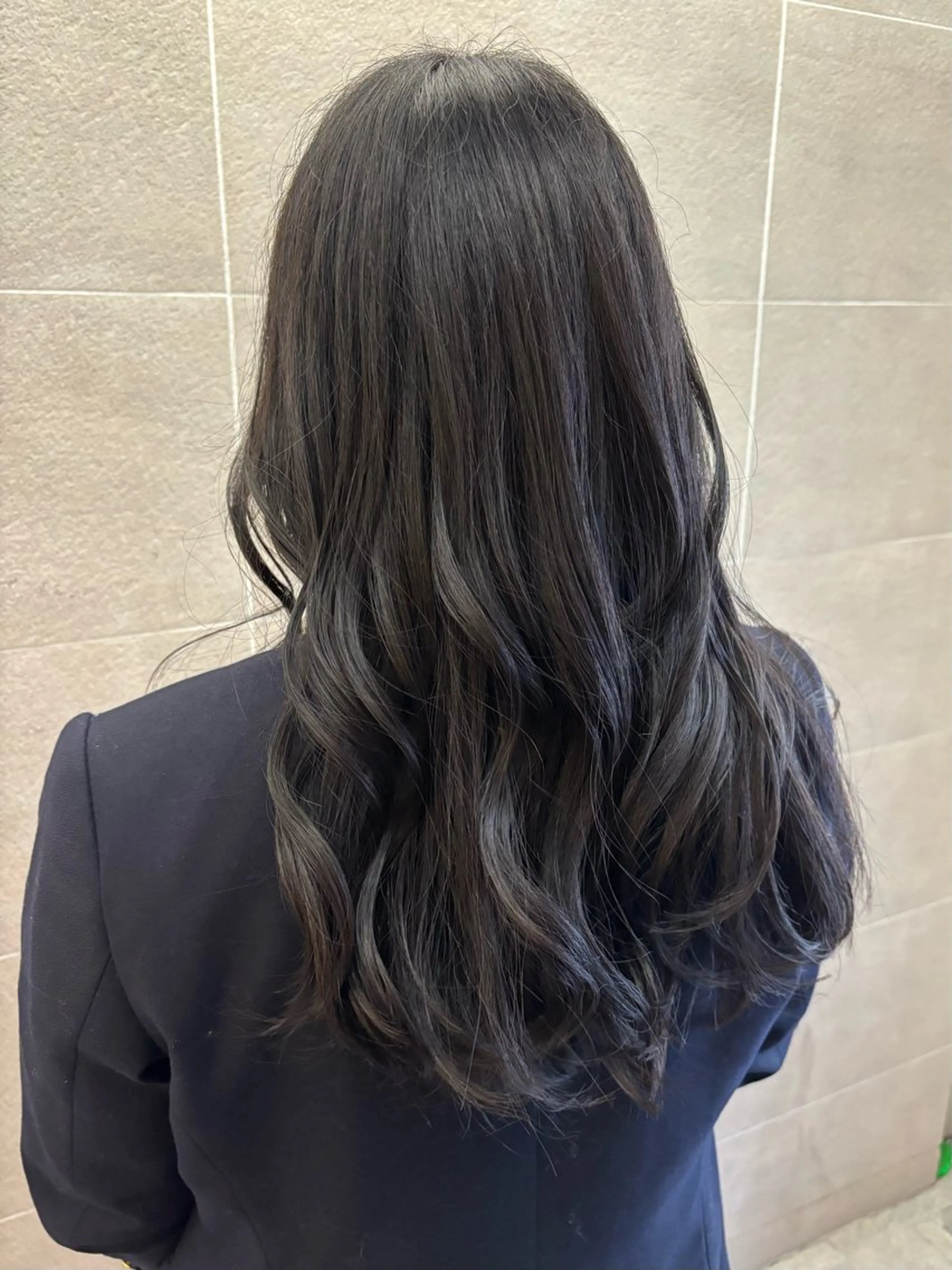 ロング カラー ヘアアレンジ カット トリートメント レイヤー/顔まわり 透明感カラー柳澤優名のヘアスタイル