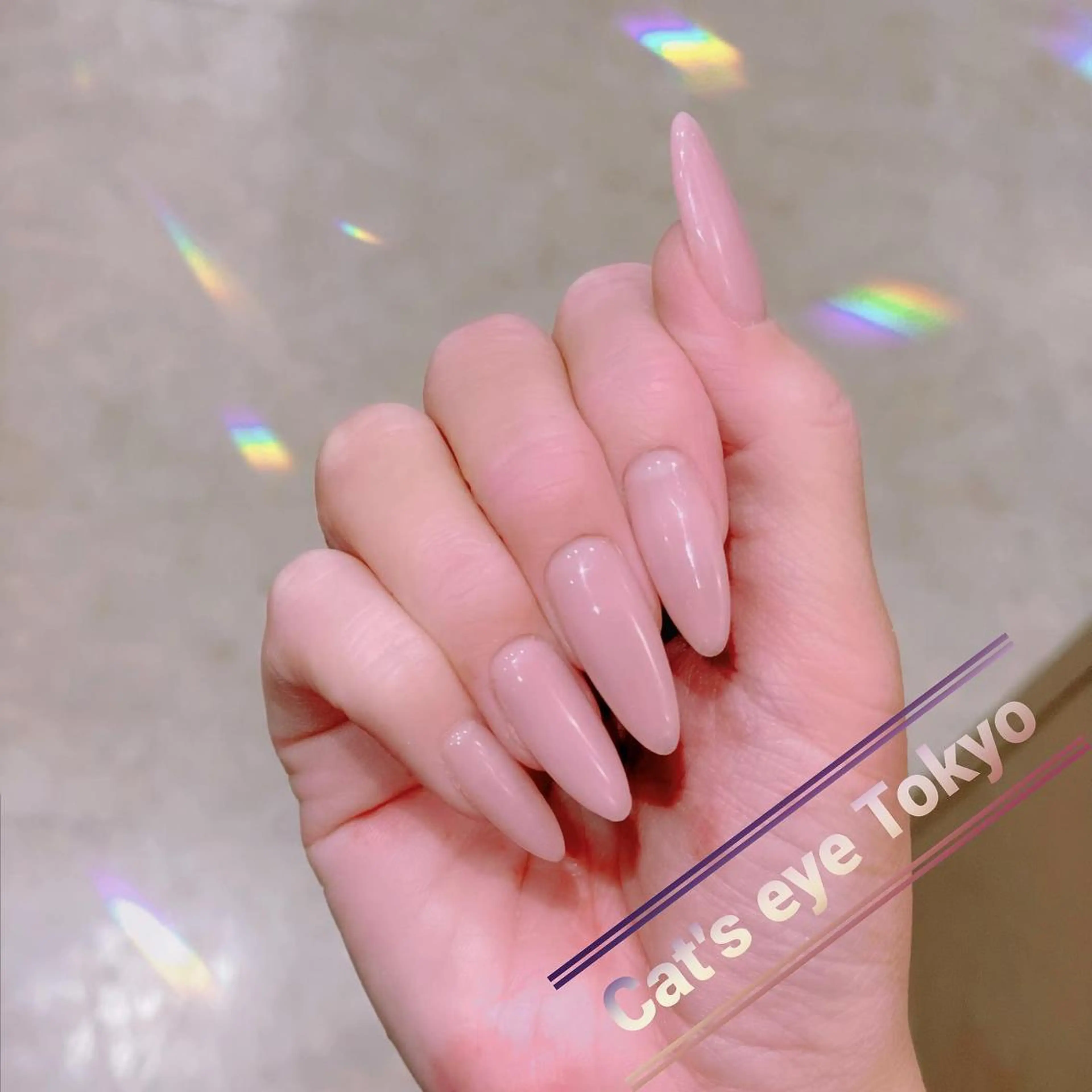 ネイル マツエク・マツパ ワンカラーネイル スカルプネイル Cat's eye TOKYO 新宿店のネイルデザイン