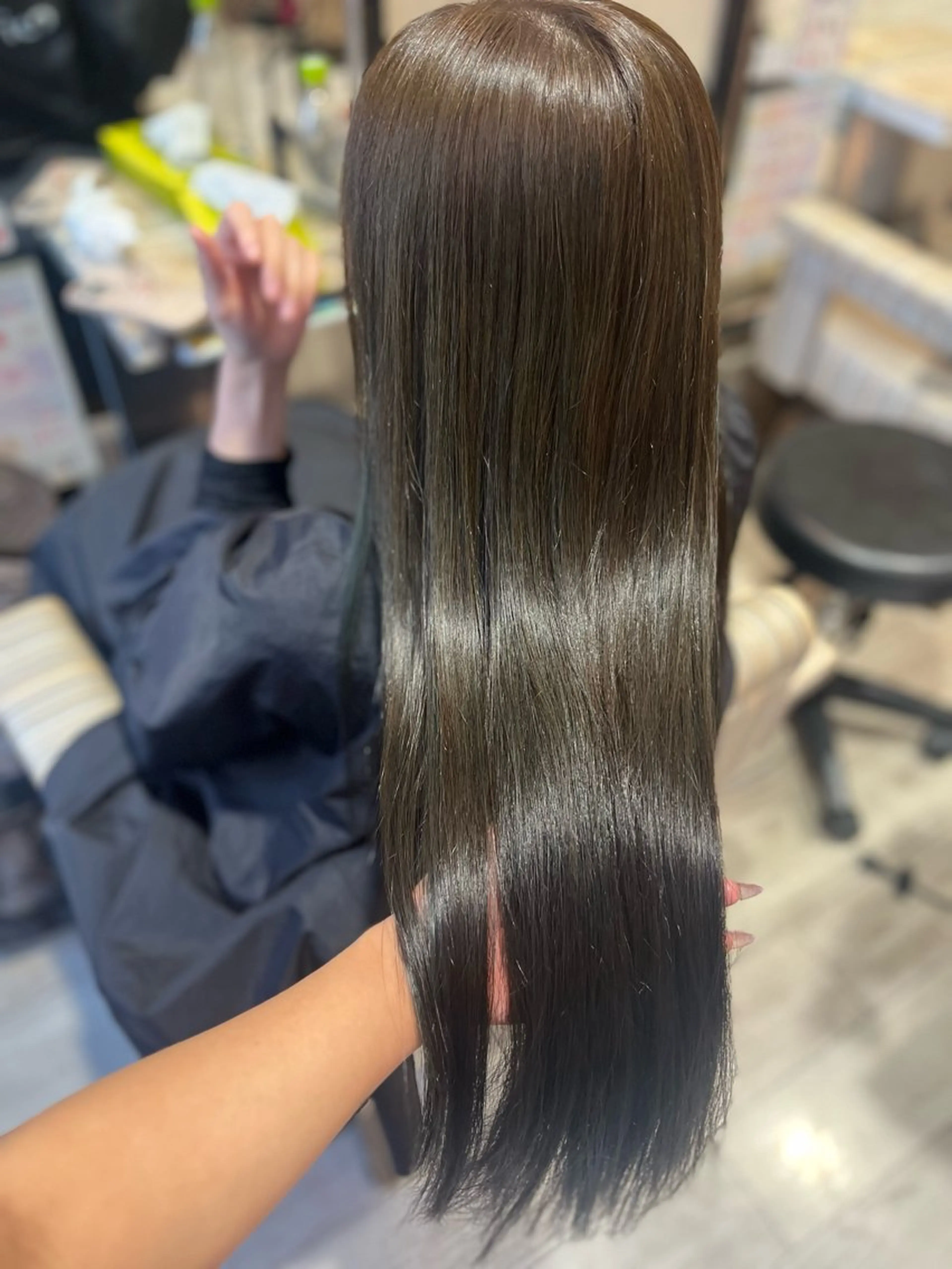 ロング カット ヘアカラー トリートメント 友松 世奈のマツエク・マツパデザイン