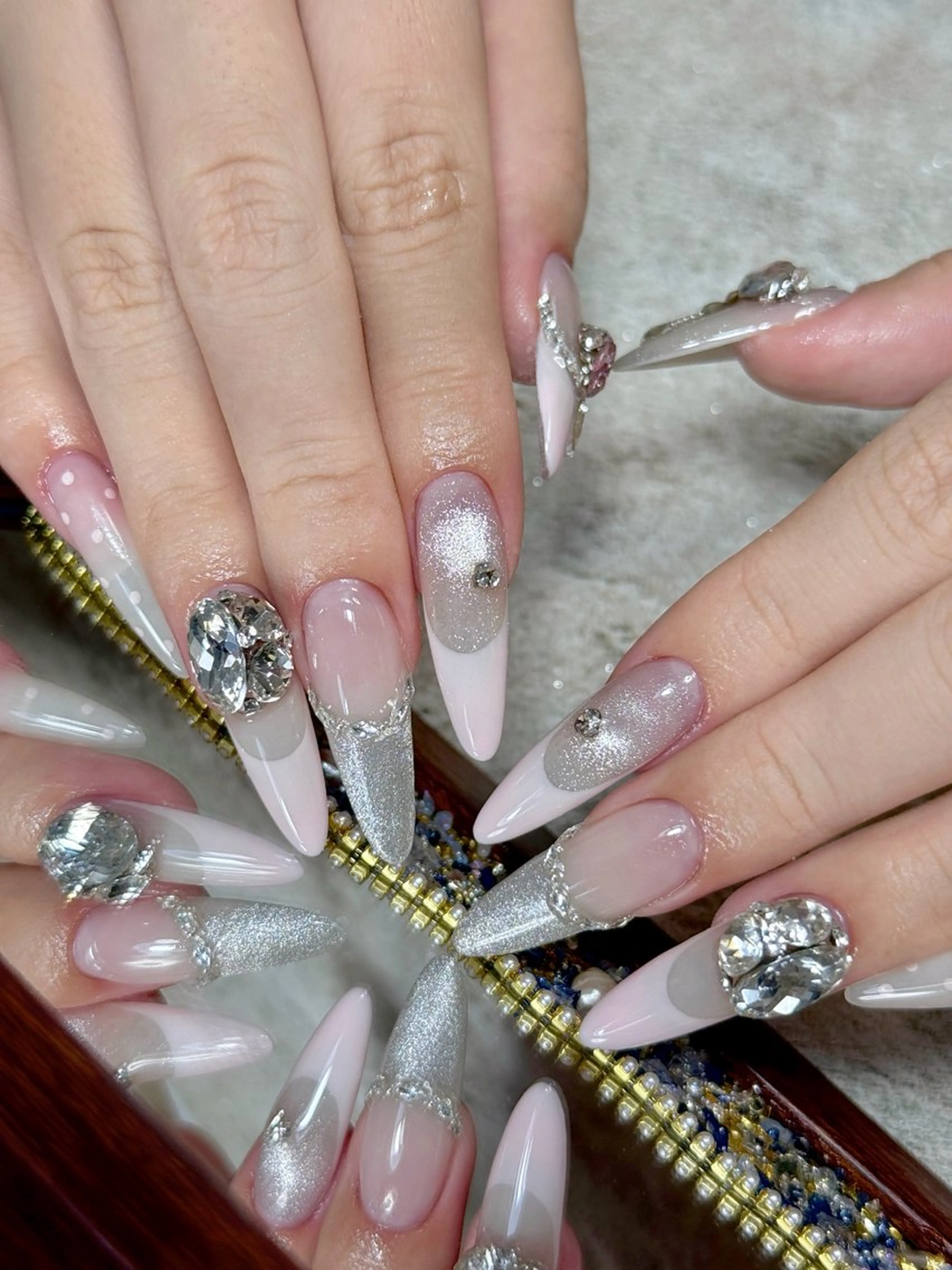 ネイル ハンドネイル Rola kira nail salon所属・Rola kira 麗のネイルデザイン