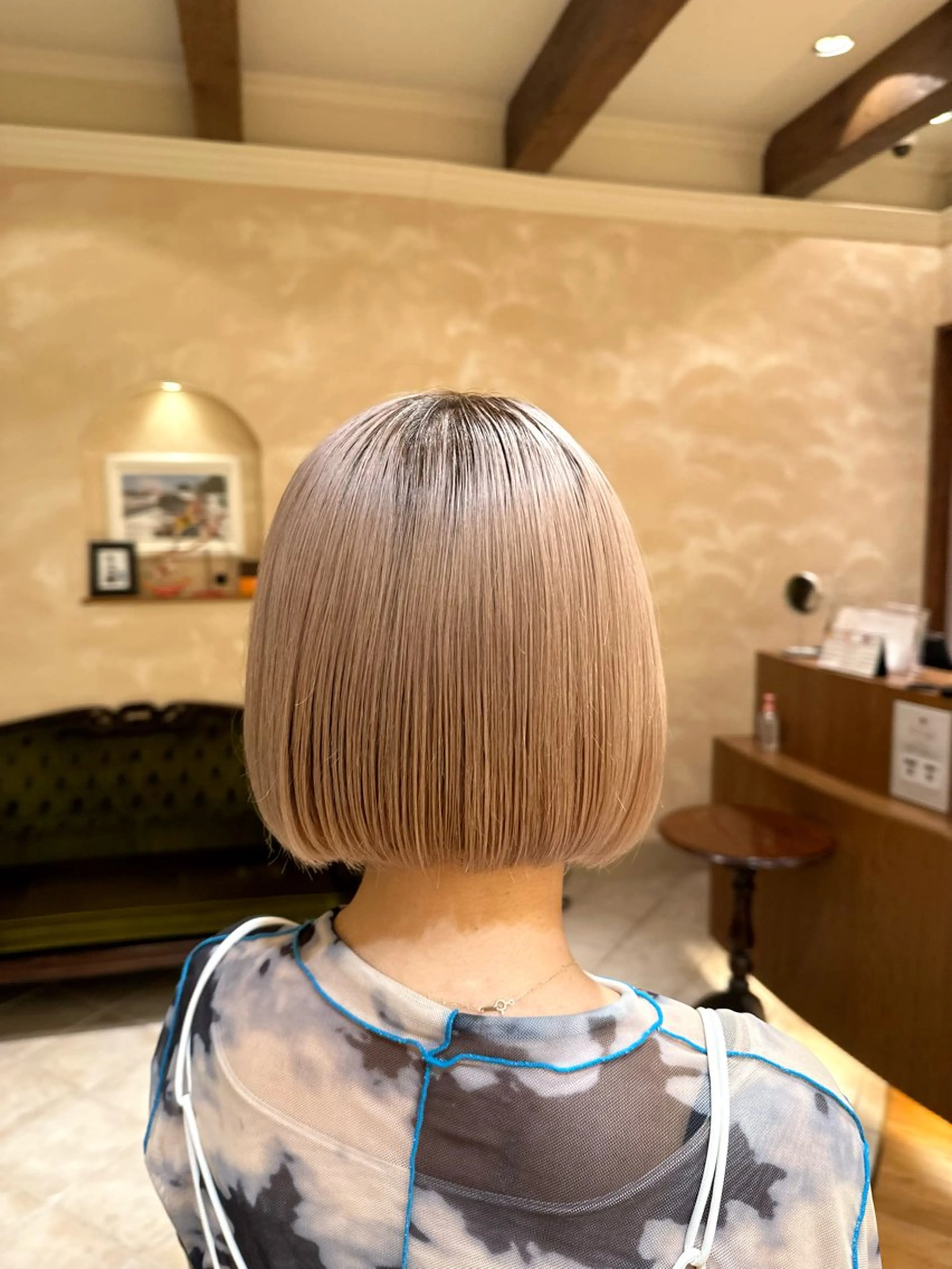 ショート 青山 莉奈のヘアスタイル