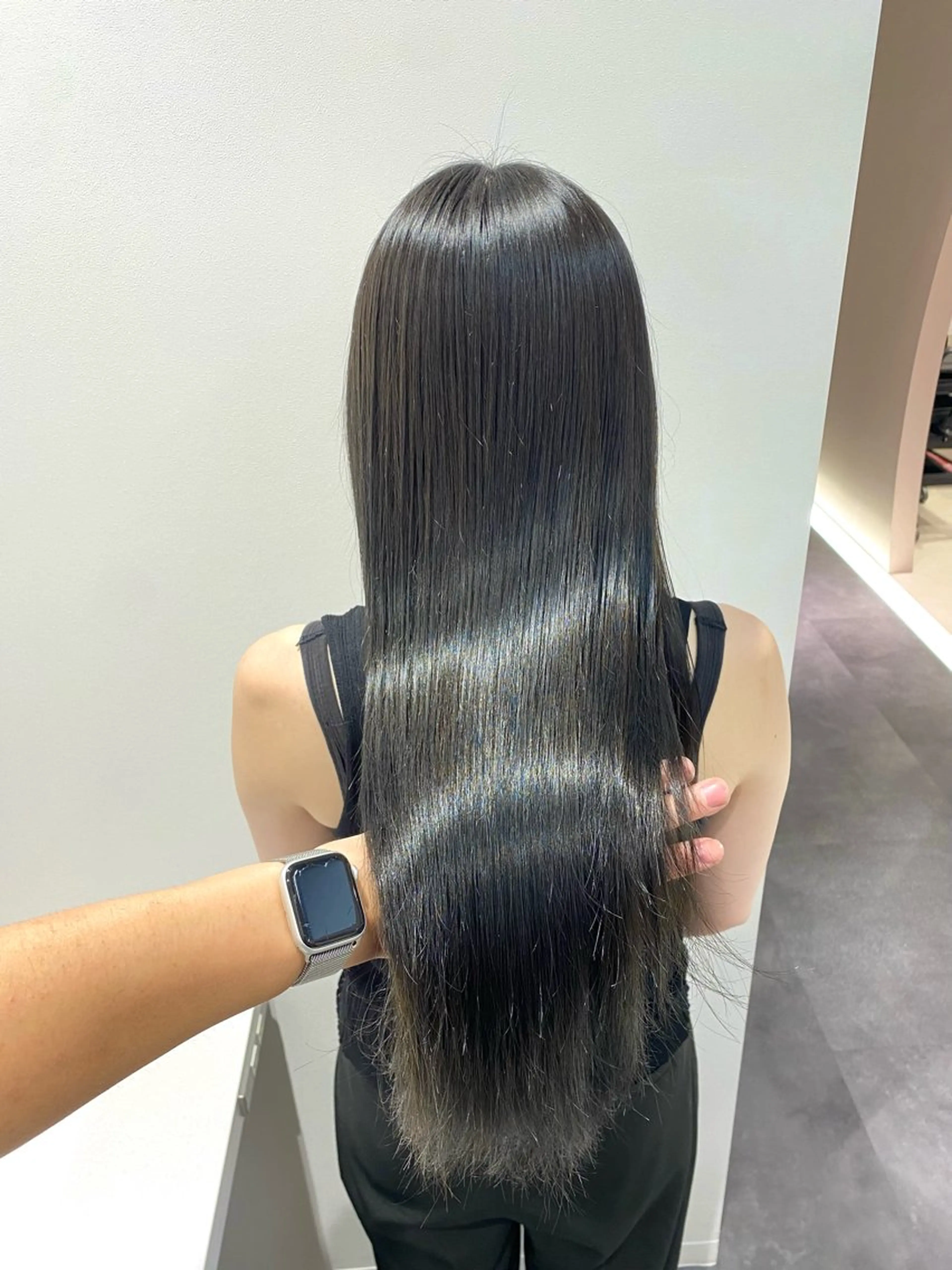 ロング カラー グレージュ オリーブグレージュ オリーブグレー カット ヘアカラー トリートメント 髪質改善水素TR× レイヤーカット/熊澤のヘアスタイル