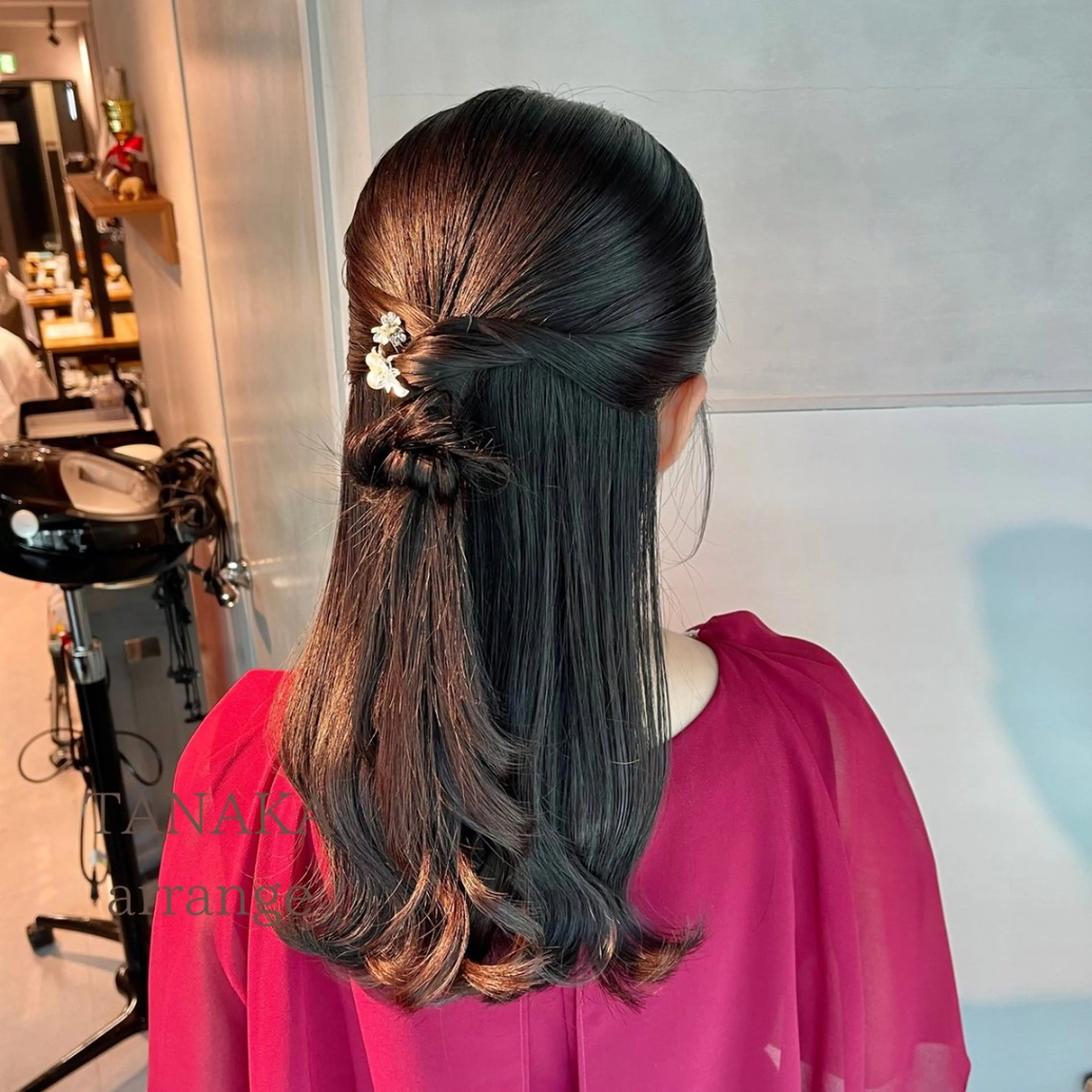 ヘアアレンジ ポニーテール 結婚式・ブライダル 卒業式のヘアスタイル ヘアセット charm《銀座》 ヘアセット/縮毛矯正のヘアスタイル