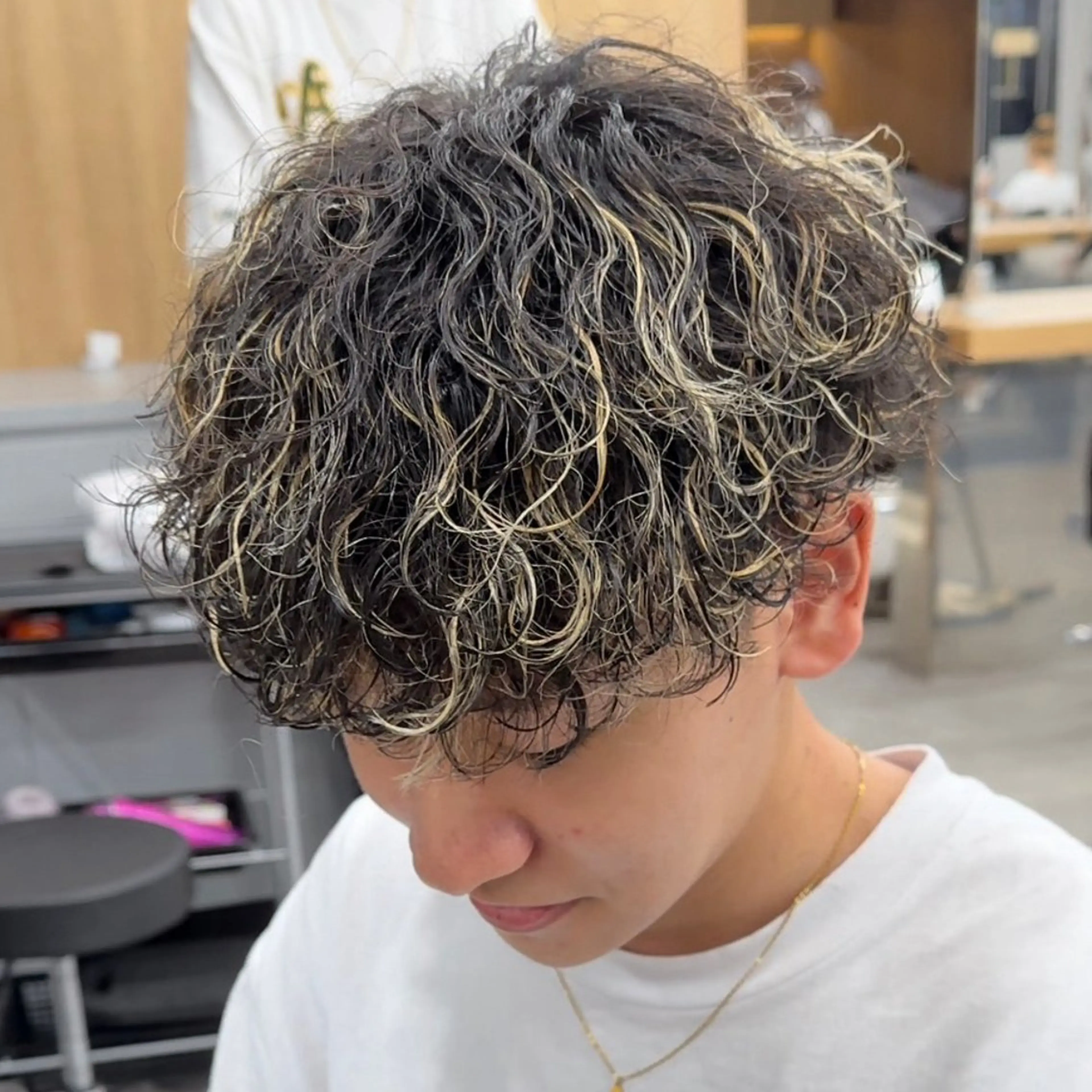 パーマ メンズ 渋谷サーフカール アメカジ美容師のヘアスタイル