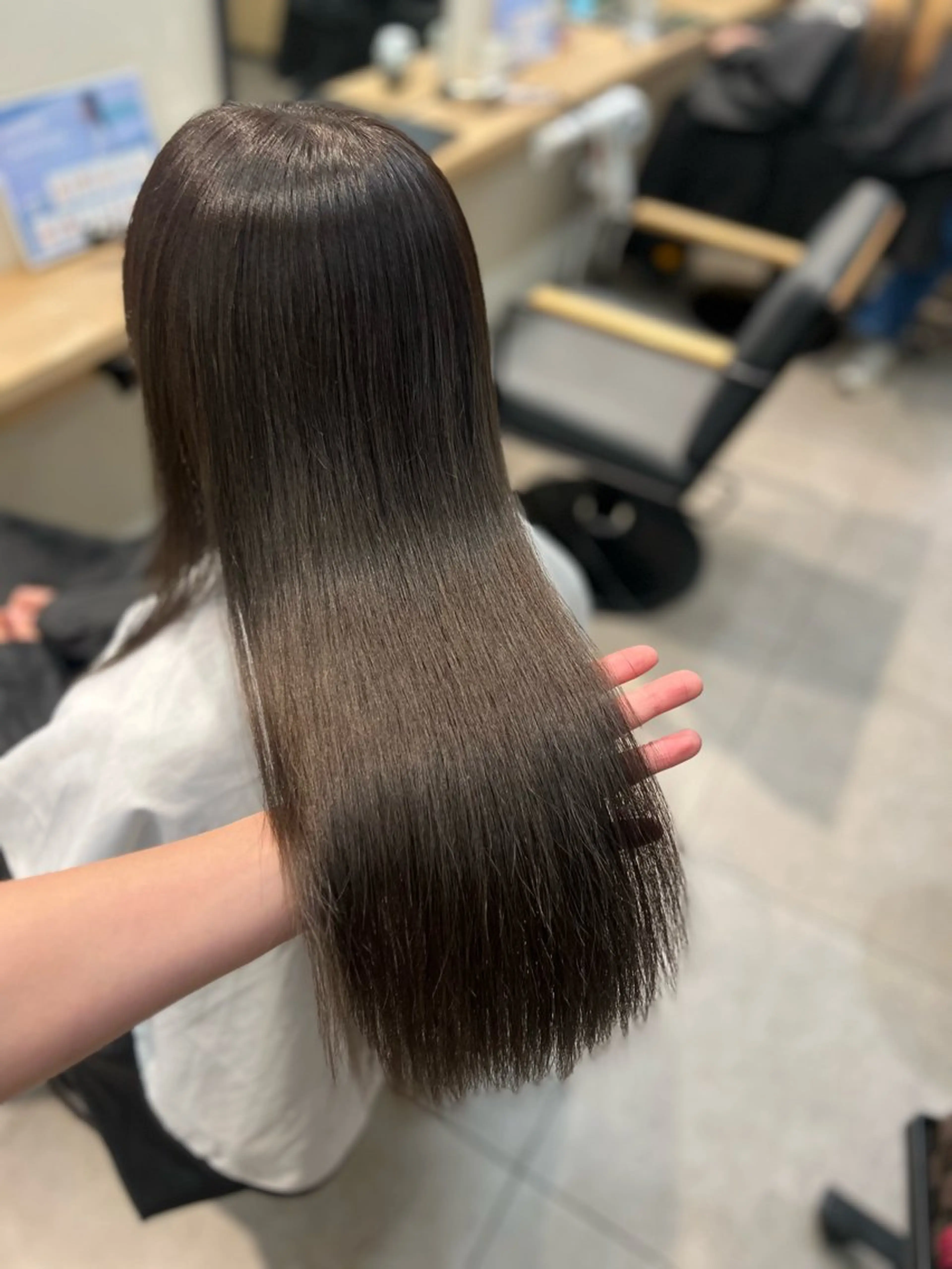 ロング ヘアカラー 韓国レイヤー|ハッシ ュレイヤー|艶カラーのヘアスタイル