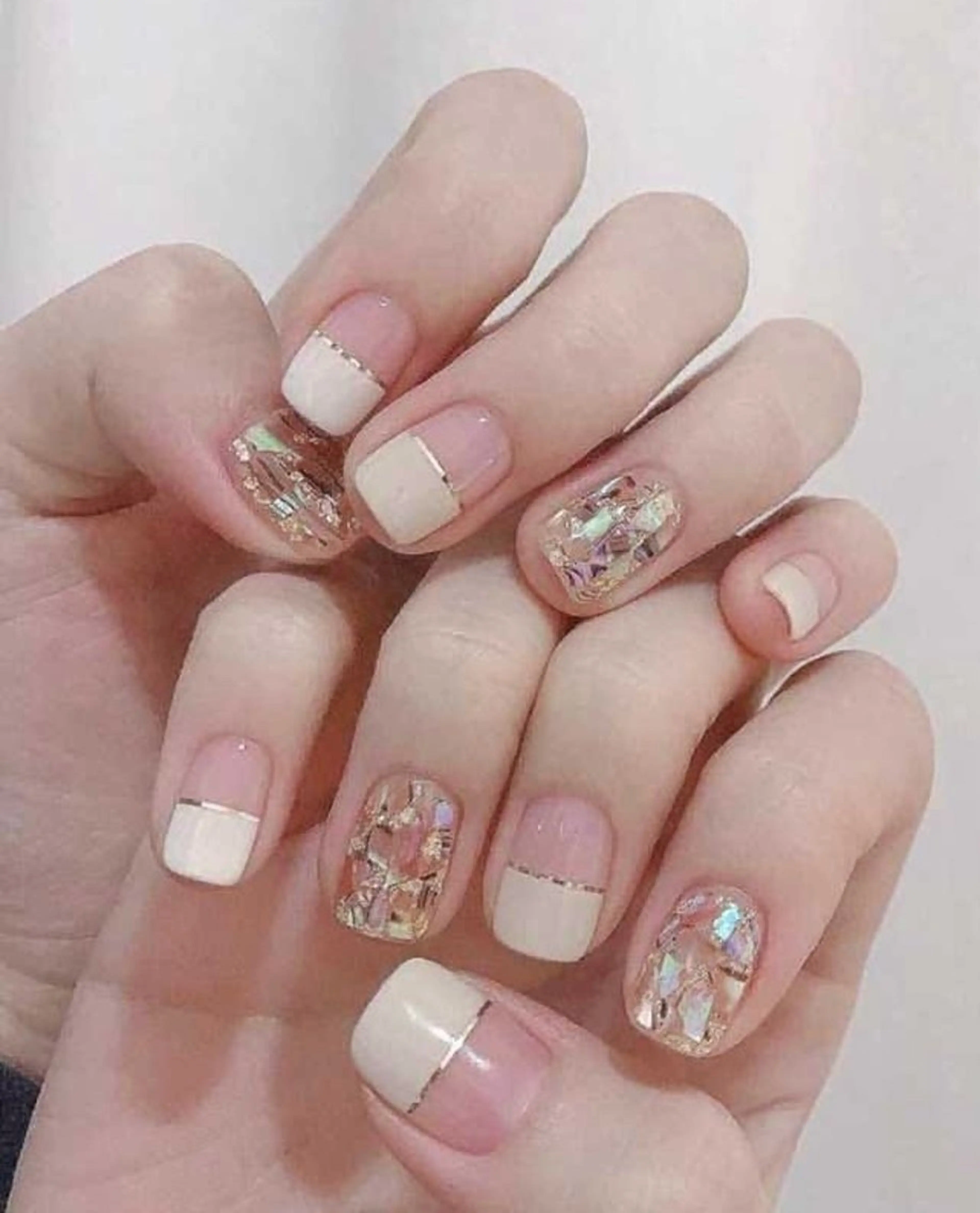 ネイル アートネイル 成人式 ジェルネイル ニュアンスネイル ネイルチップ Kora Nailのネイルデザイン