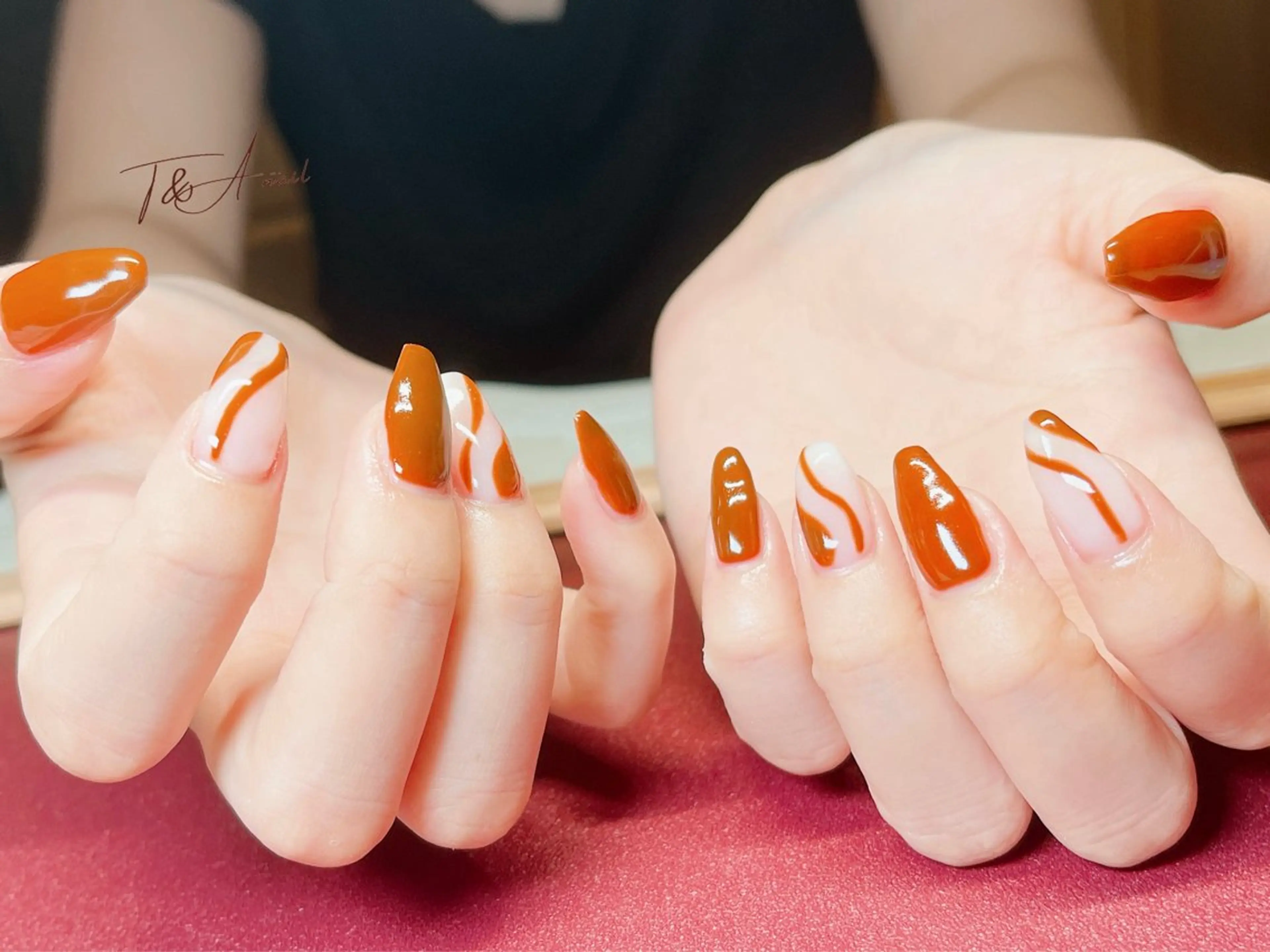 ネイル ブラウン ジェルネイル ニュアンスネイル スカルプネイル ハンドネイル T&A nailのネイルデザイン