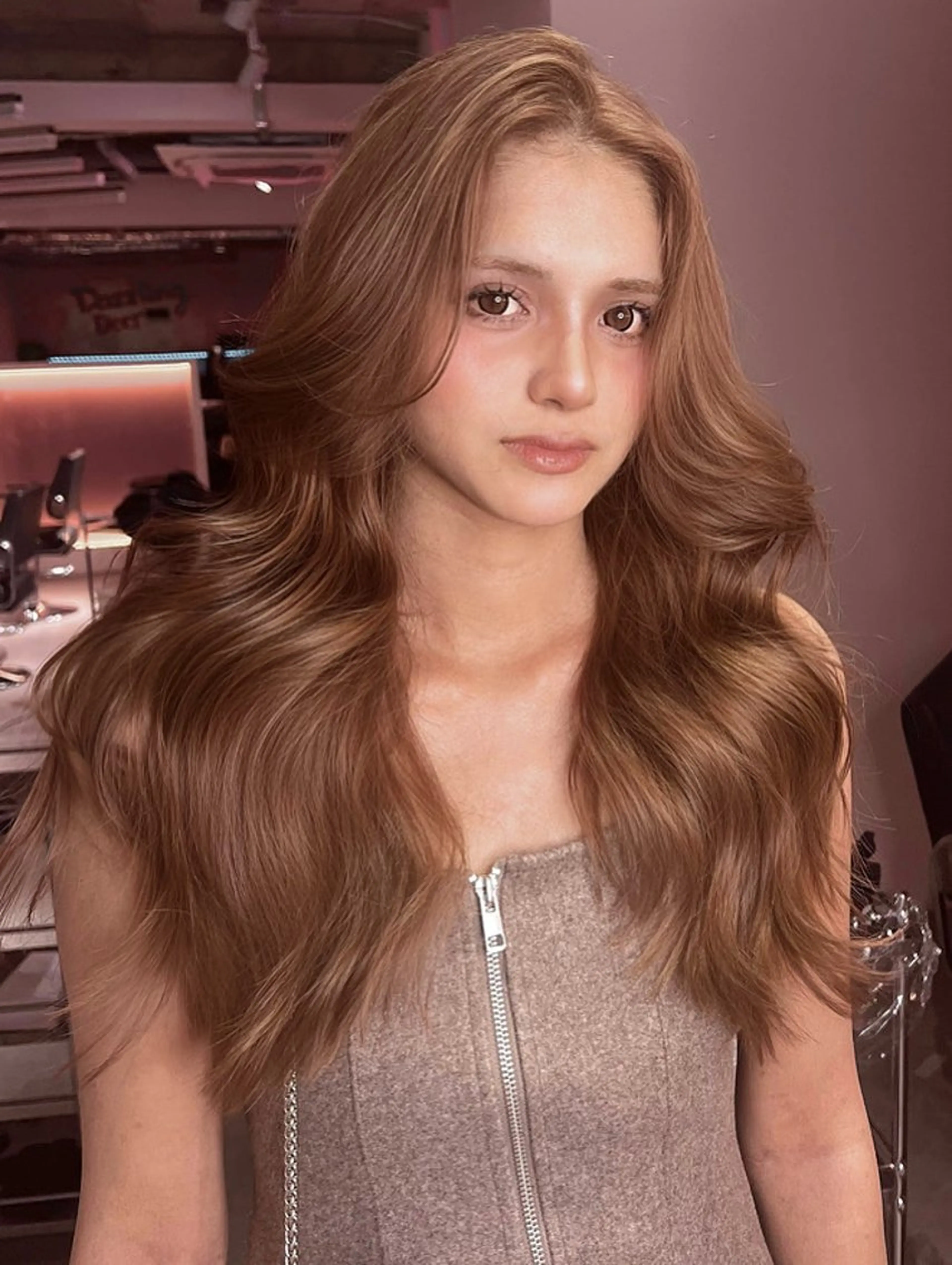 ロング sara/名古屋 ／ハイトーンのヘアスタイル