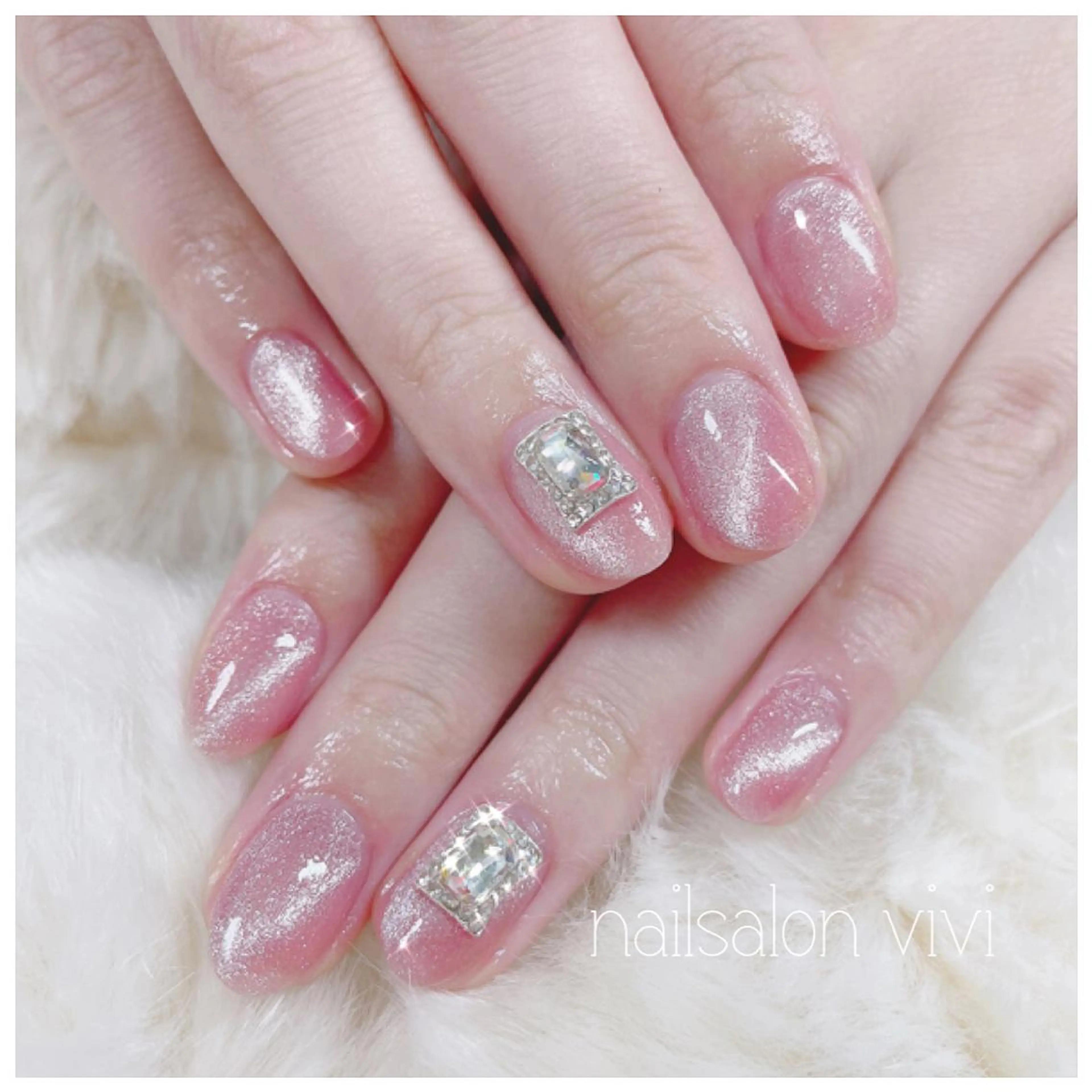 ネイル ＶＩＶＩ nailsalonのネイルデザイン