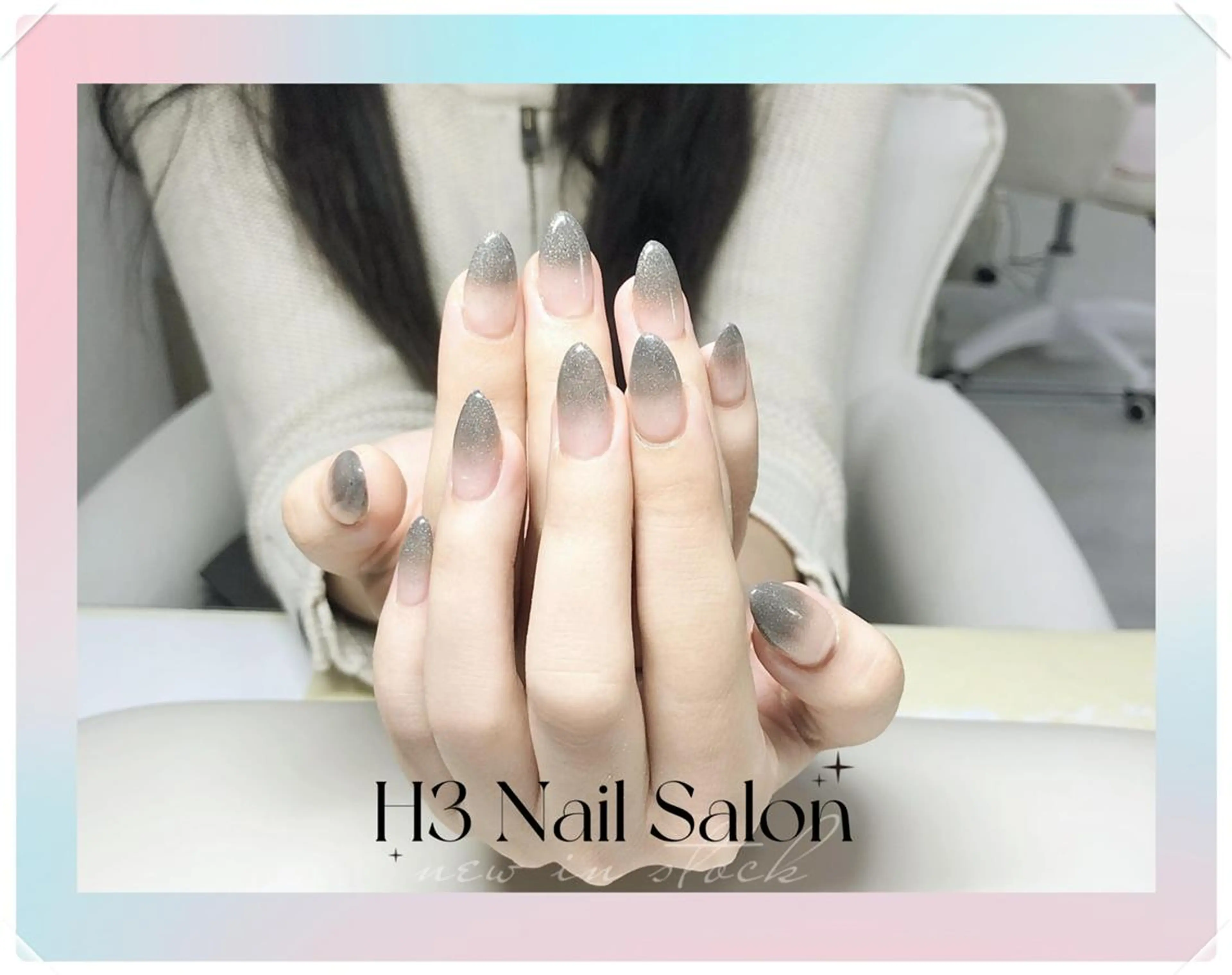 セミロング Dione Nail みきのネイルデザイン
