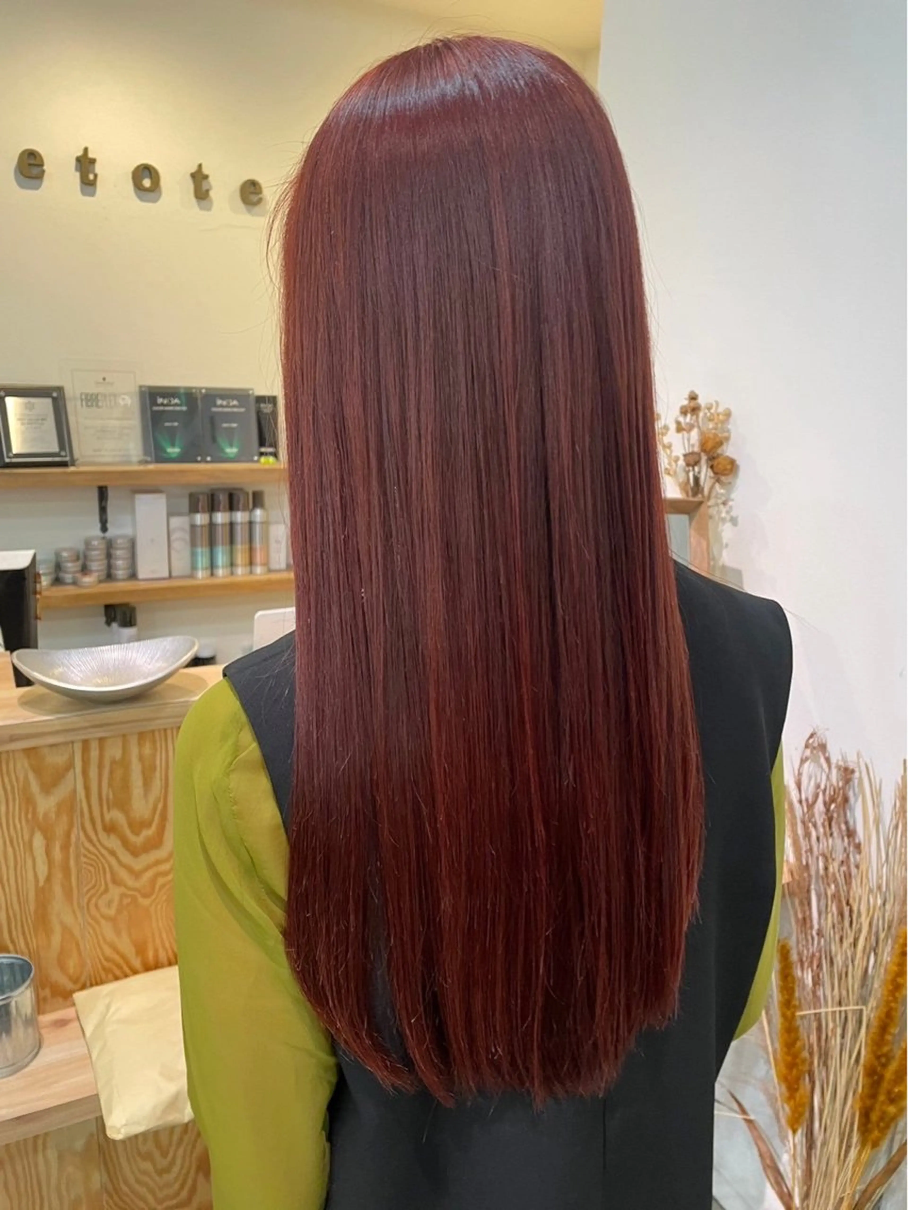 ロング 室谷 ゆりあのヘアスタイル