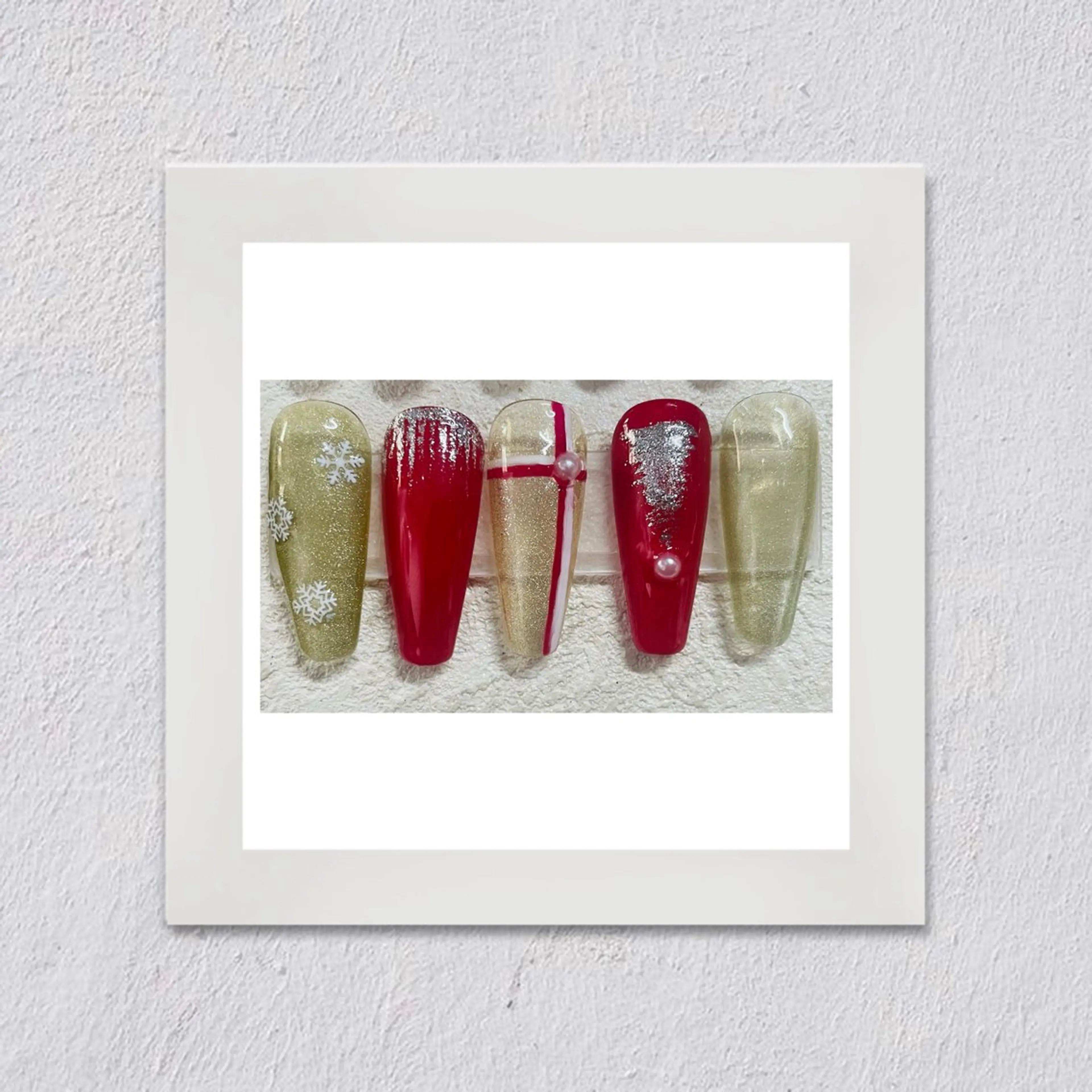 ネイル E-ten所属・友 美のネイルデザイン