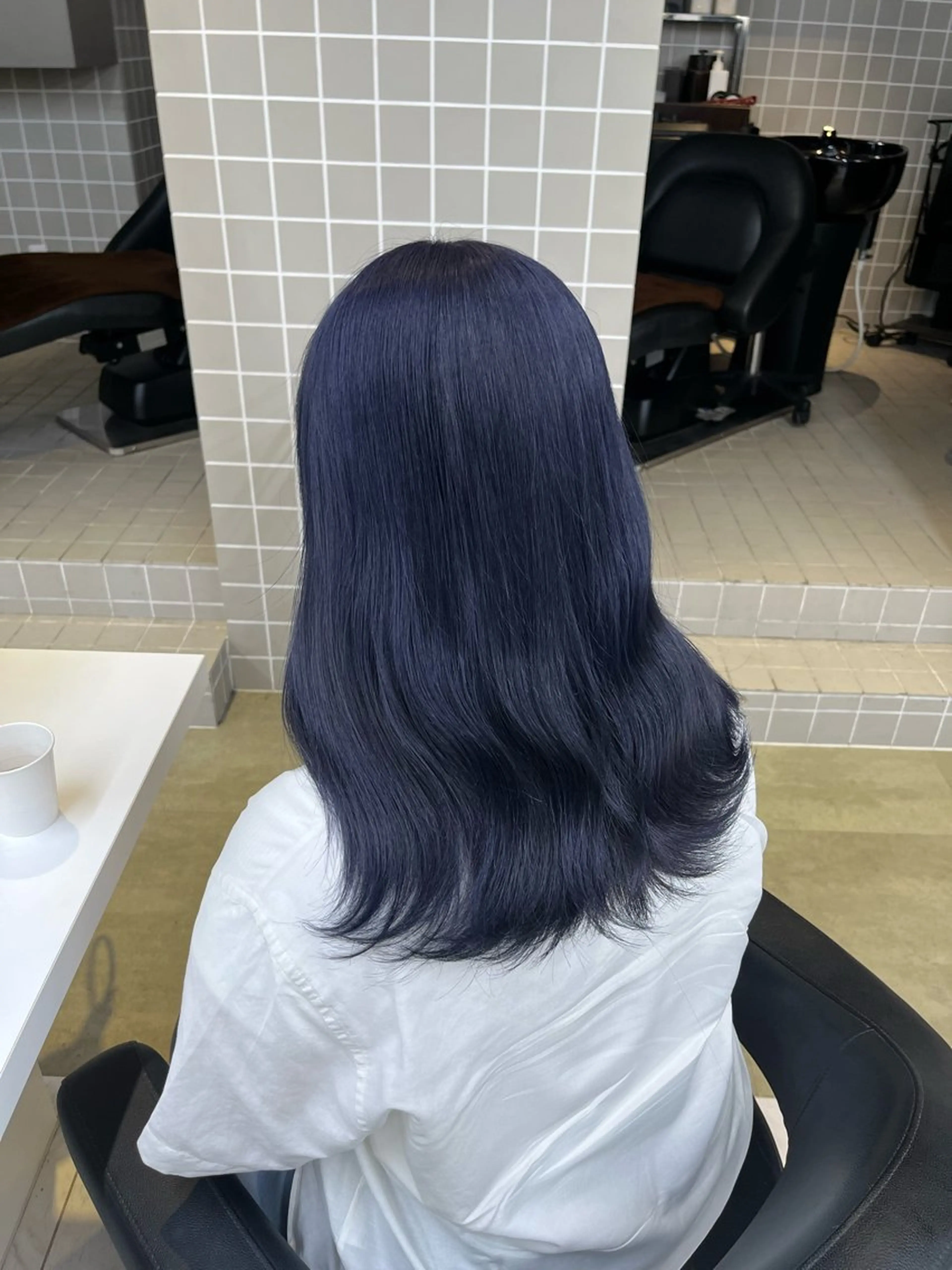 セミロング ヘアカラー トリートメント ヘッドスパ ヘアセット 寒色＆ブリーチ特化 寒色MiOのヘアスタイル