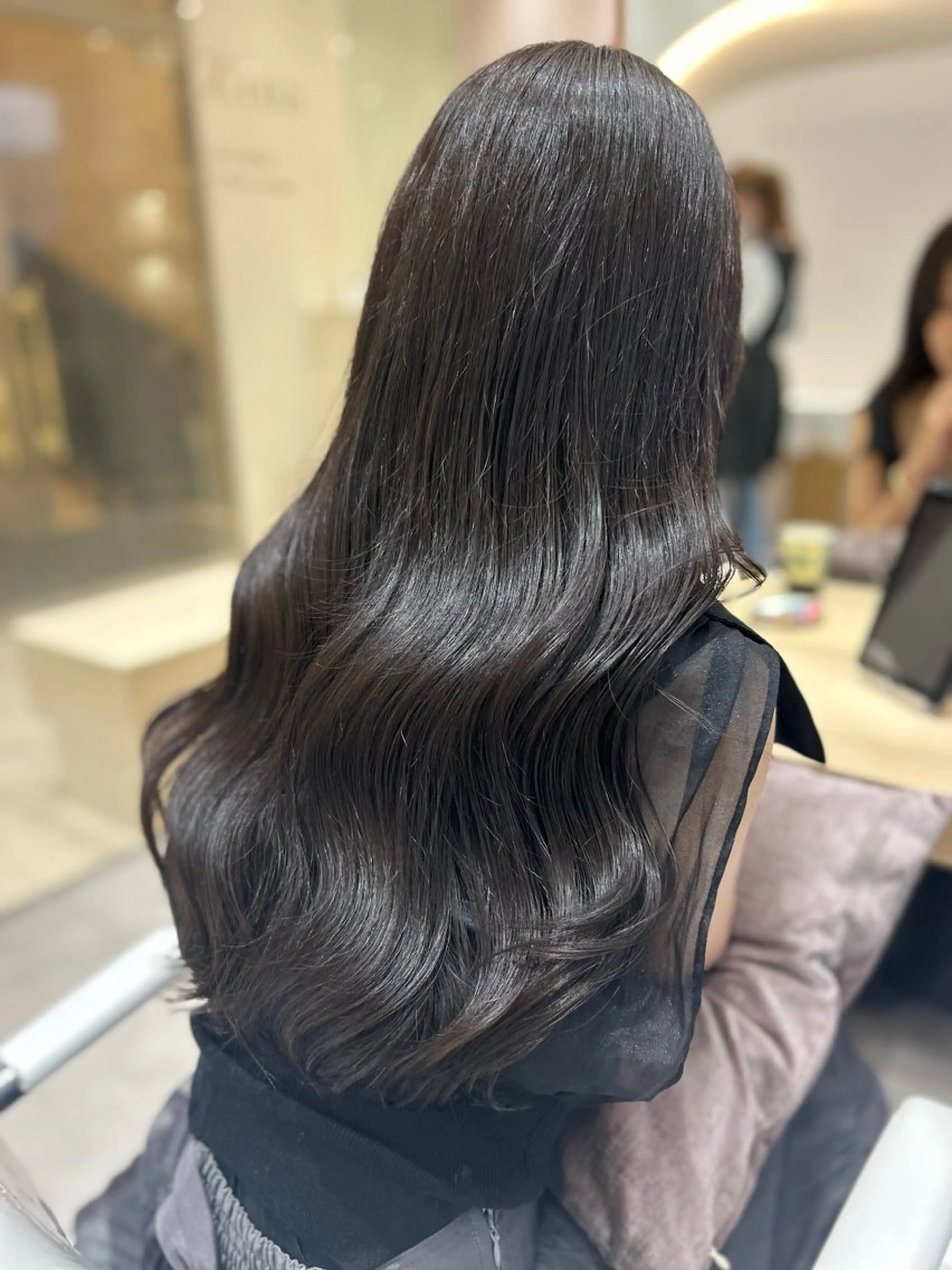 ロング カラー ベージュカラー 黒髪 ブラウンカラー 透明感カラー グレージュ カット ヘアカラー 縮毛矯正 トリートメント 中澤/韓国風/ 艶髪/髪質改善のヘアスタイル