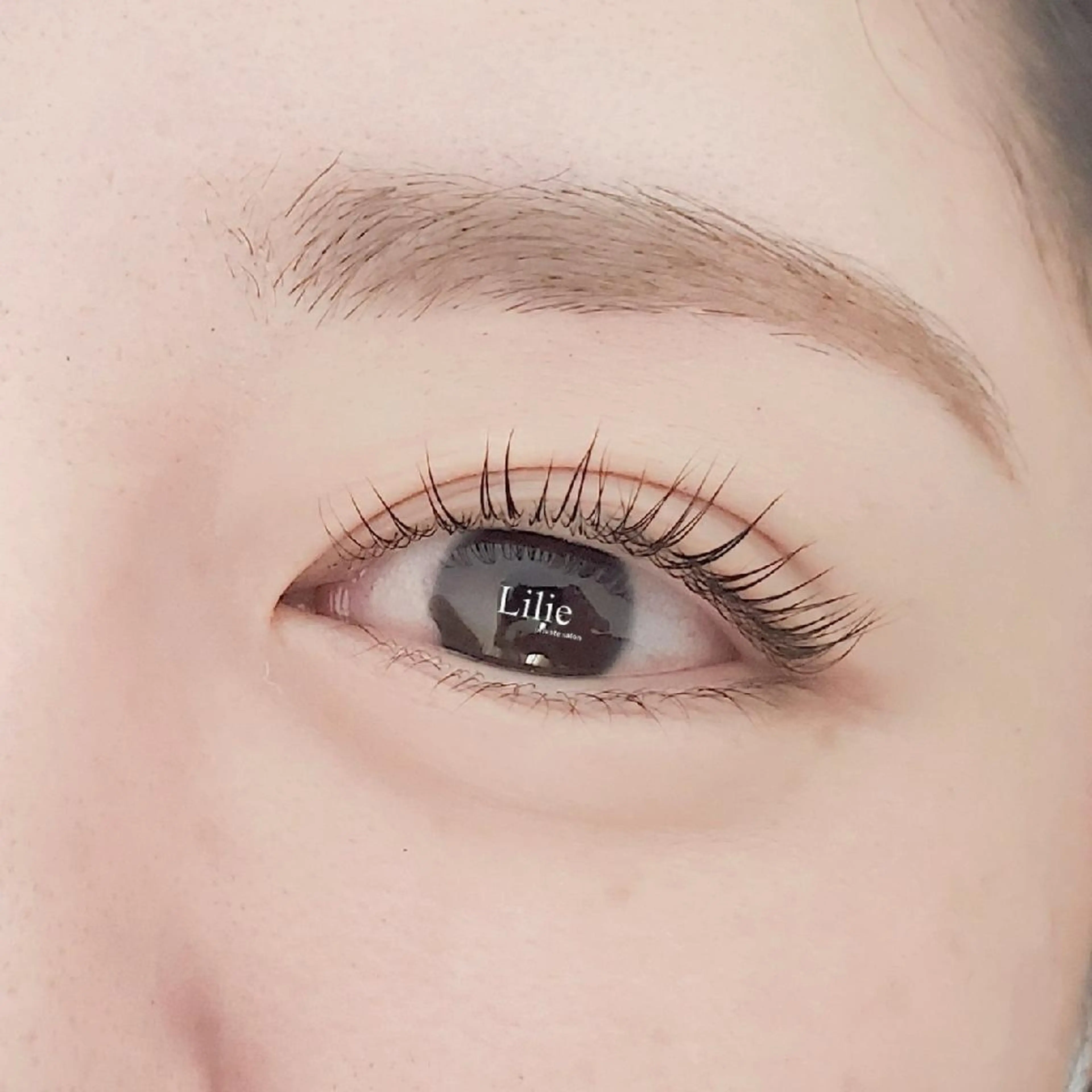 マツエク・マツパ Private salon〜Lilie〜所属・プライベートサロン yurikoの眉毛・アイブロウイメージ