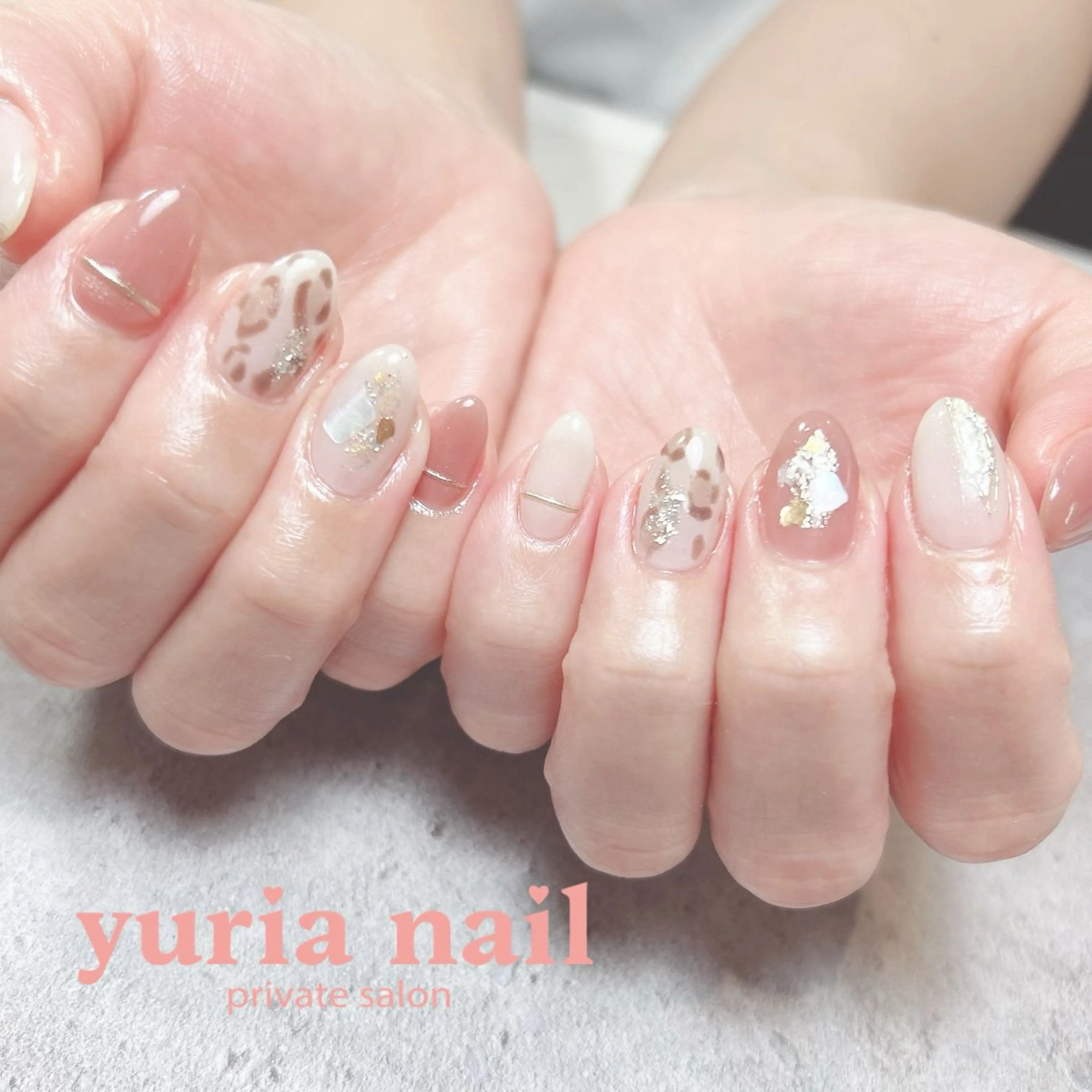 ネイル ジェルネイル 持ち込み ピンク ホワイト ハンドネイル 小林 ゆりあのネイルデザイン