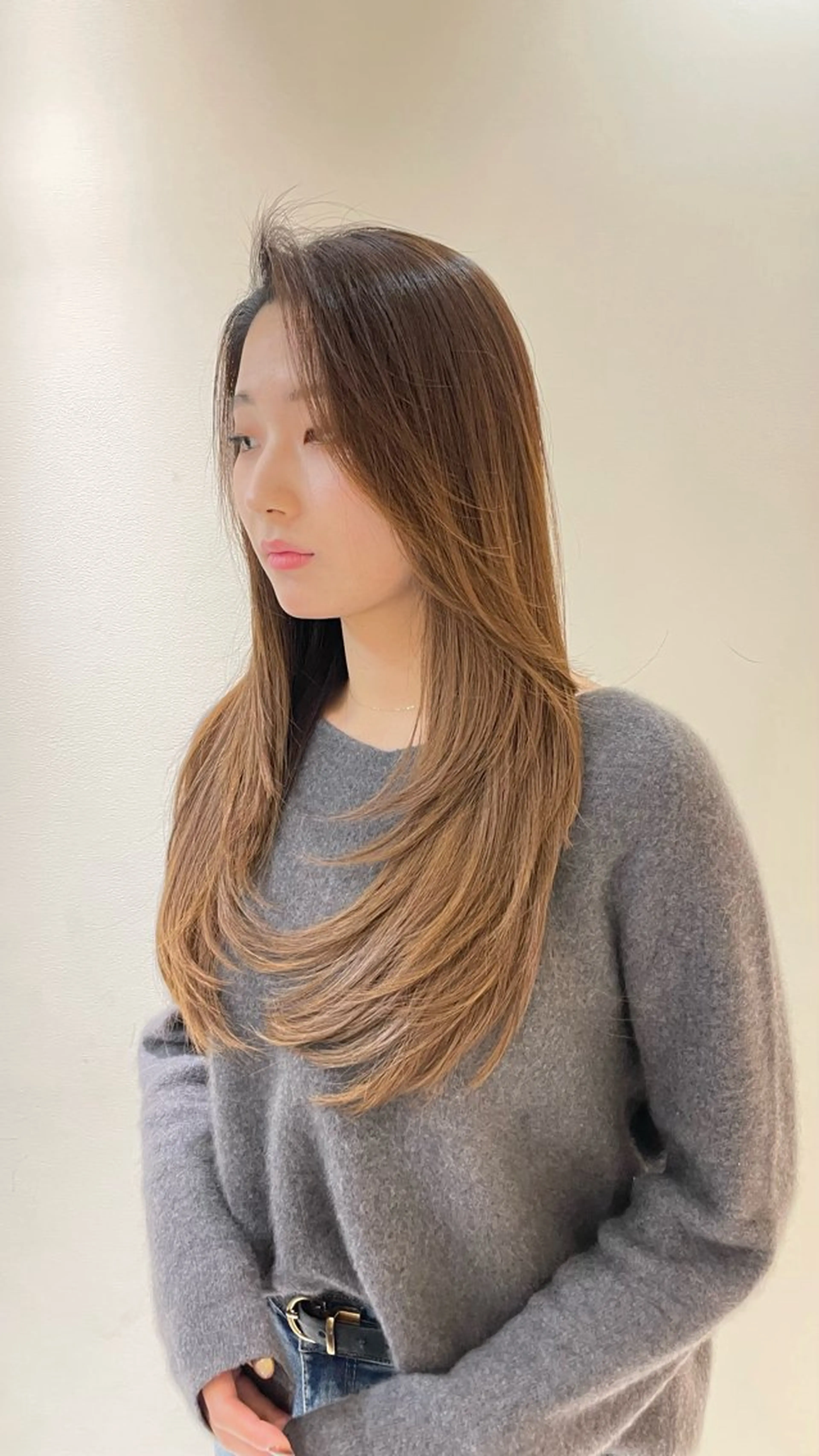 ロング 岡本 七星のヘアスタイル