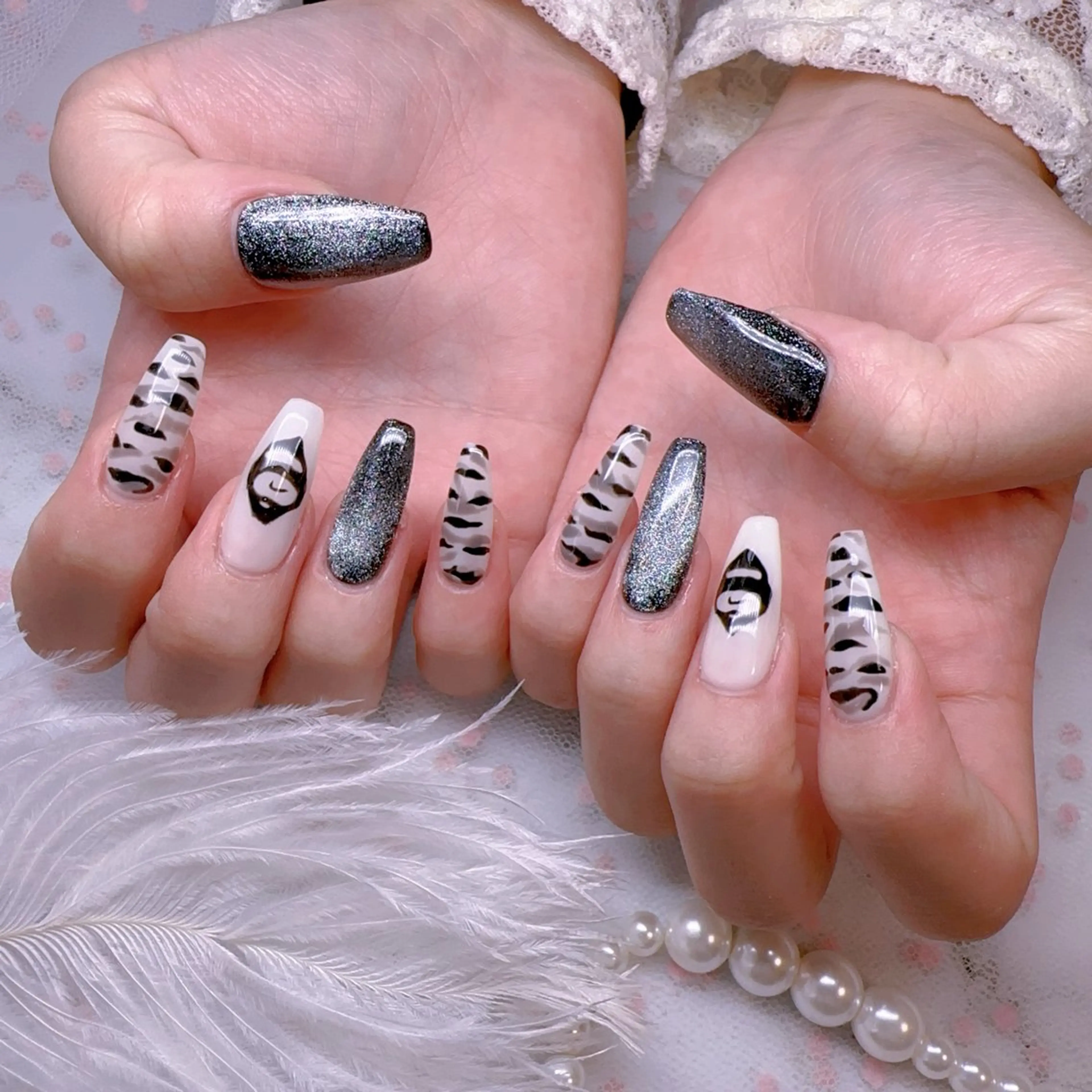 ネイル オーロラネイル フットネイル 韓国ネイル ラメ(グリッター) ラメグラデーション ハンドネイル Belle nail salon 新小岩のネイルデザイン